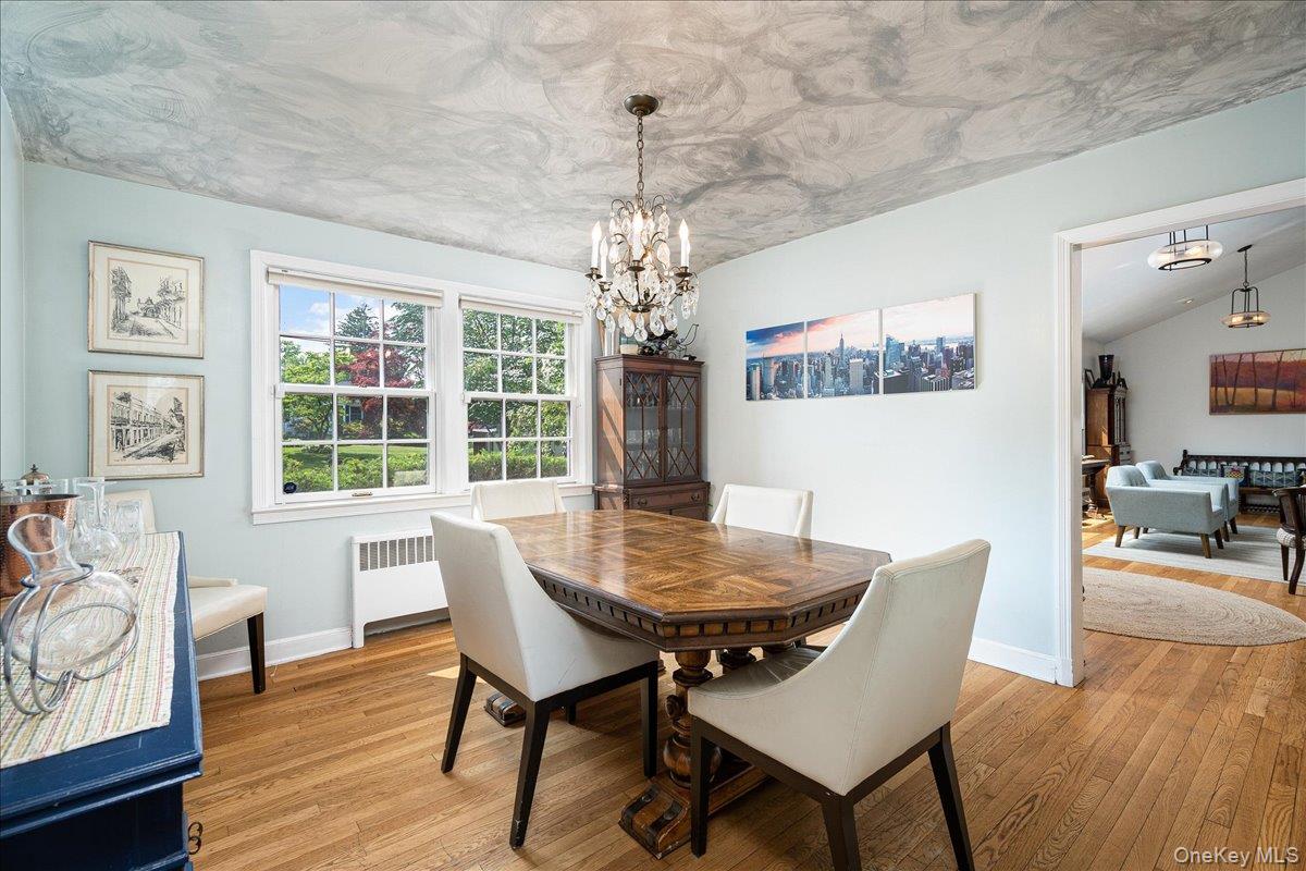 #9 photo, 4 Wagon Wheel Road, 뉴욕주 Mamaroneck , NY 10543