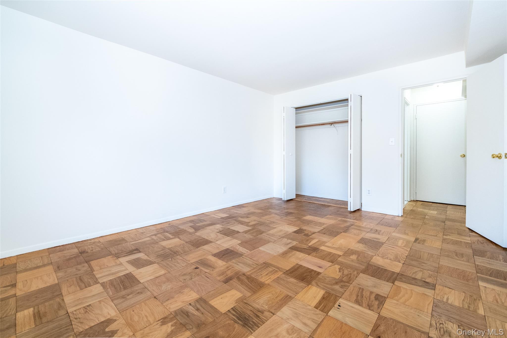 #10 photo, 125 Lake Street, White Plains , NY 10604