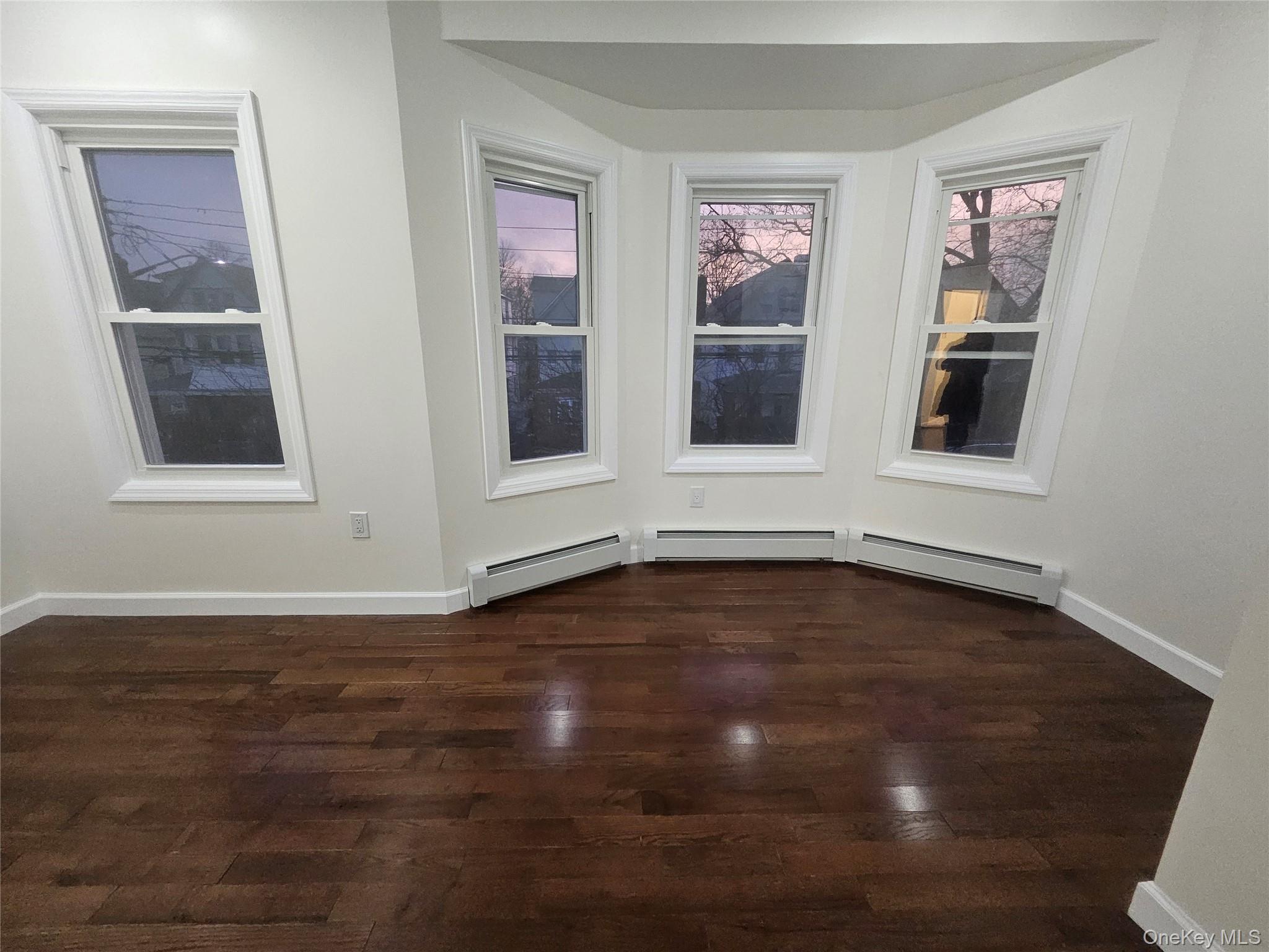 #3 photo, 9419 116th Street, 皇后区 Richmond Hill , NY 11419