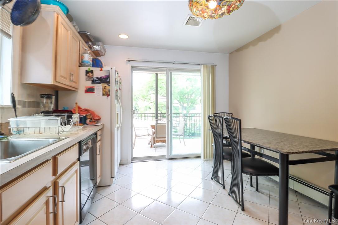 #7 photo, 1078 Midland Avenue, Бронкс ‖ Bronxville , NY 10708