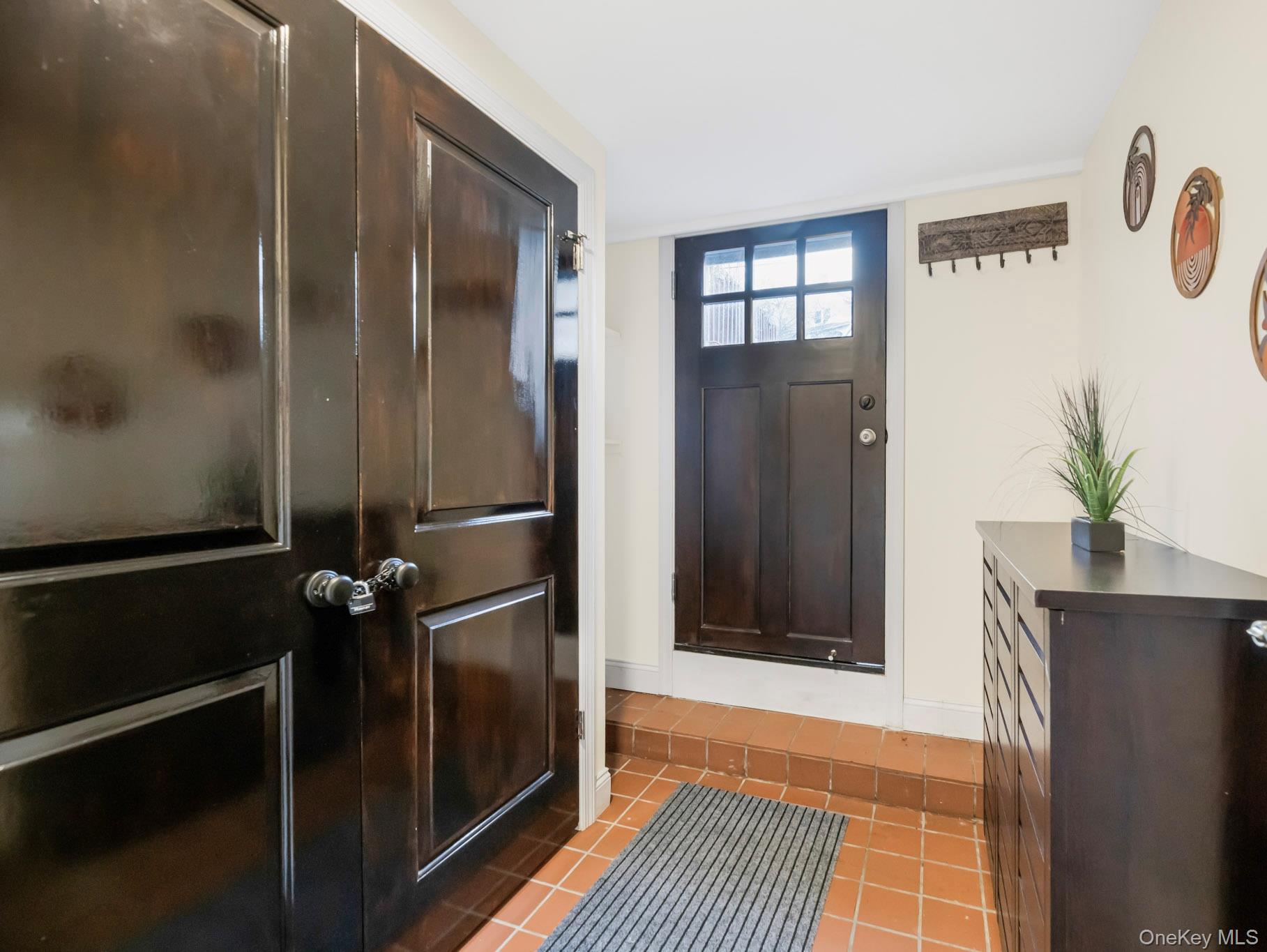 #11 photo, 246 aka 248 Rockne Road, Yonkers , NY 10701