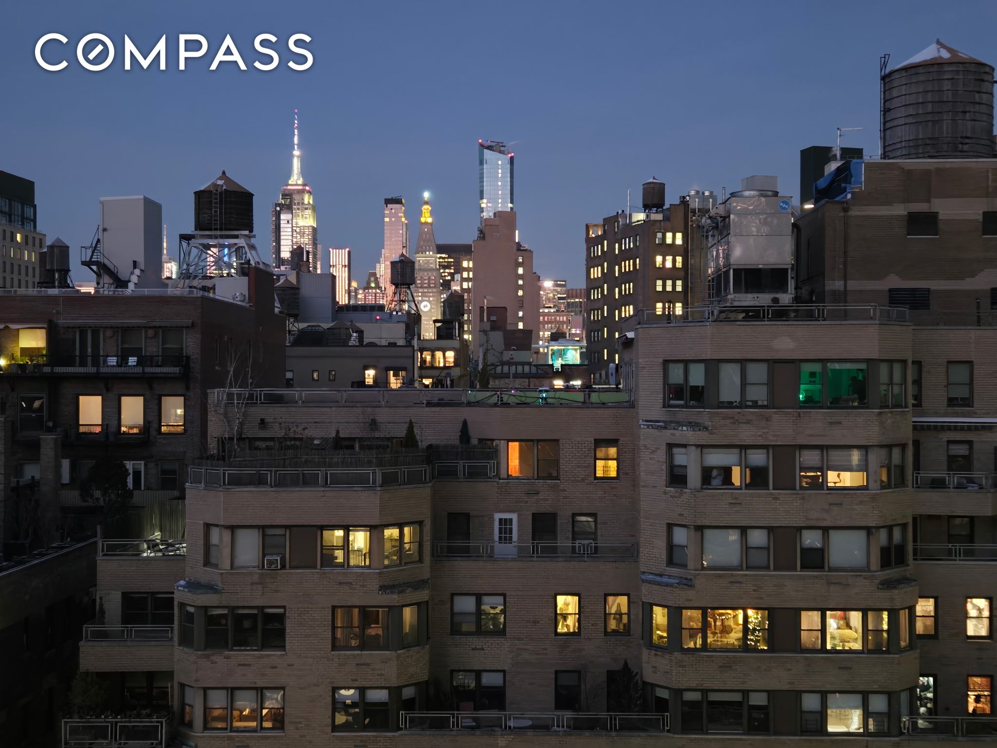 #11 photo, 40 E 9th Street, Greenwich Village , NY 10003