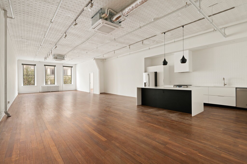 #18 photo, 383 W BROADWAY, SoHo , NY 10012