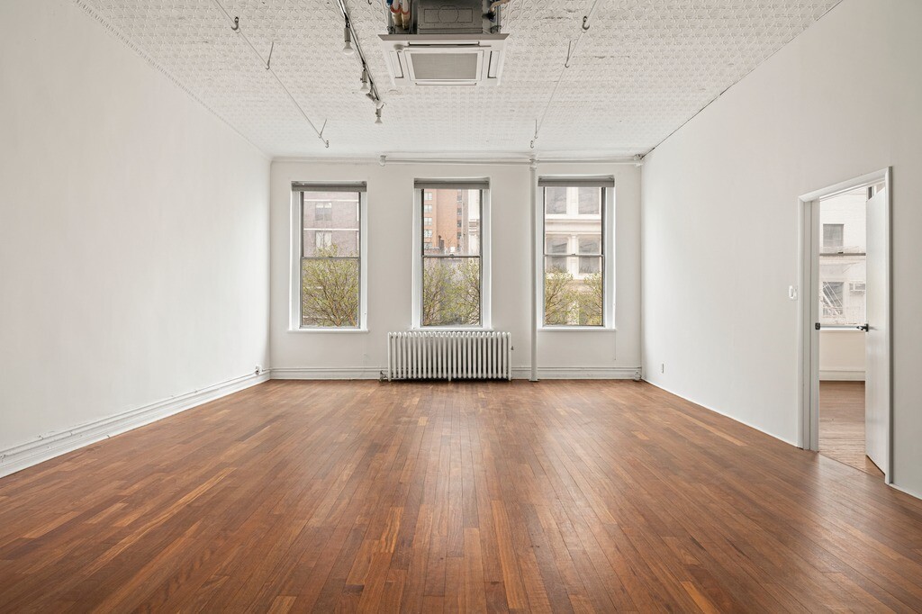 #3 photo, 383 W BROADWAY, SoHo , NY 10012