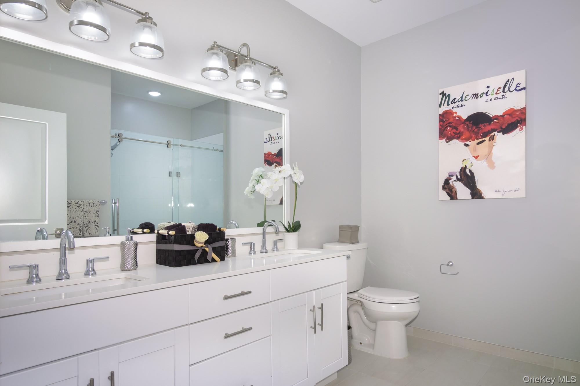 #10 photo, 75 E Hoffman Avenue, Lindenhurst , NY 11757