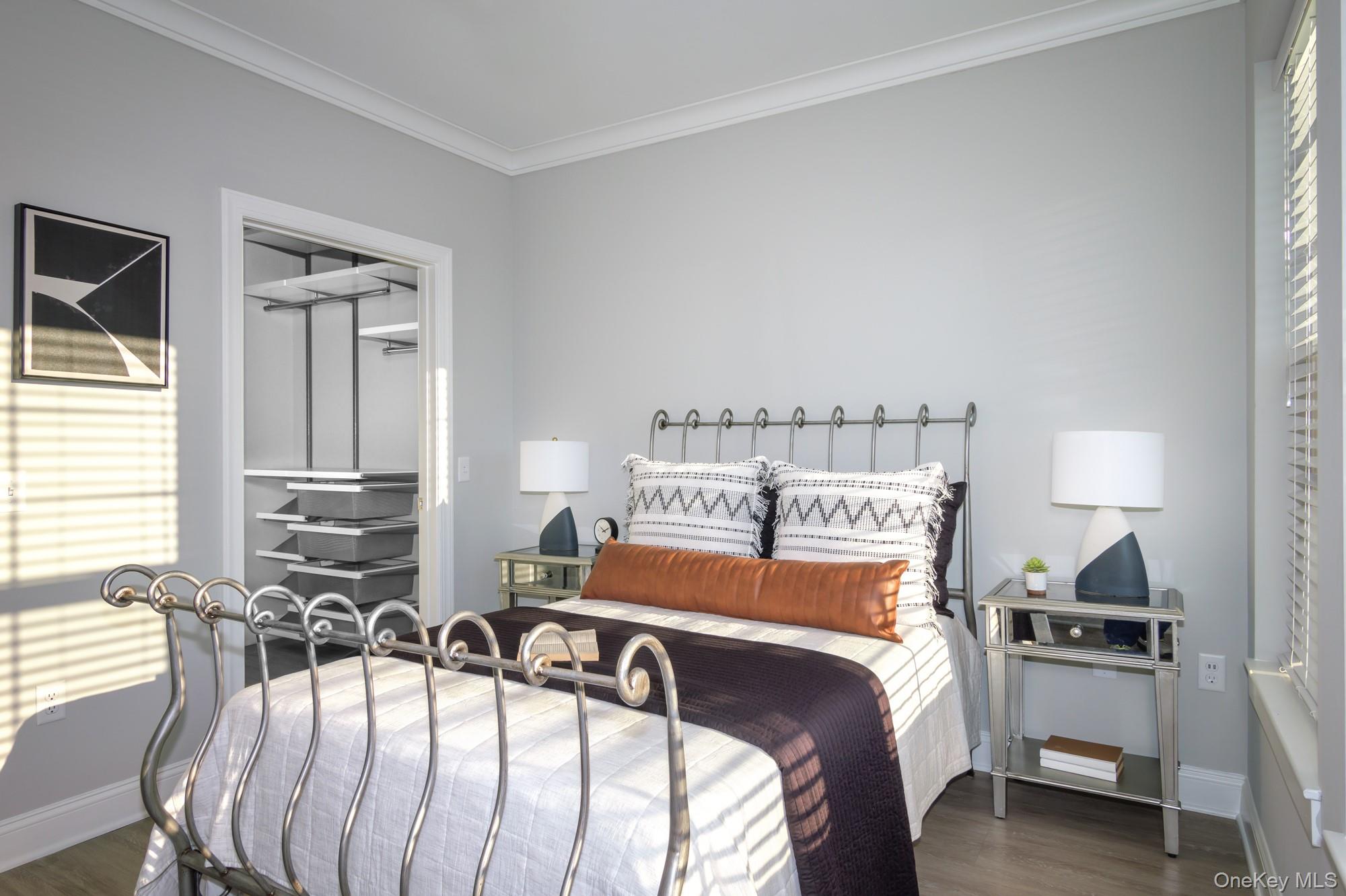 #7 photo, 75 E Hoffman Avenue, Lindenhurst , NY 11757