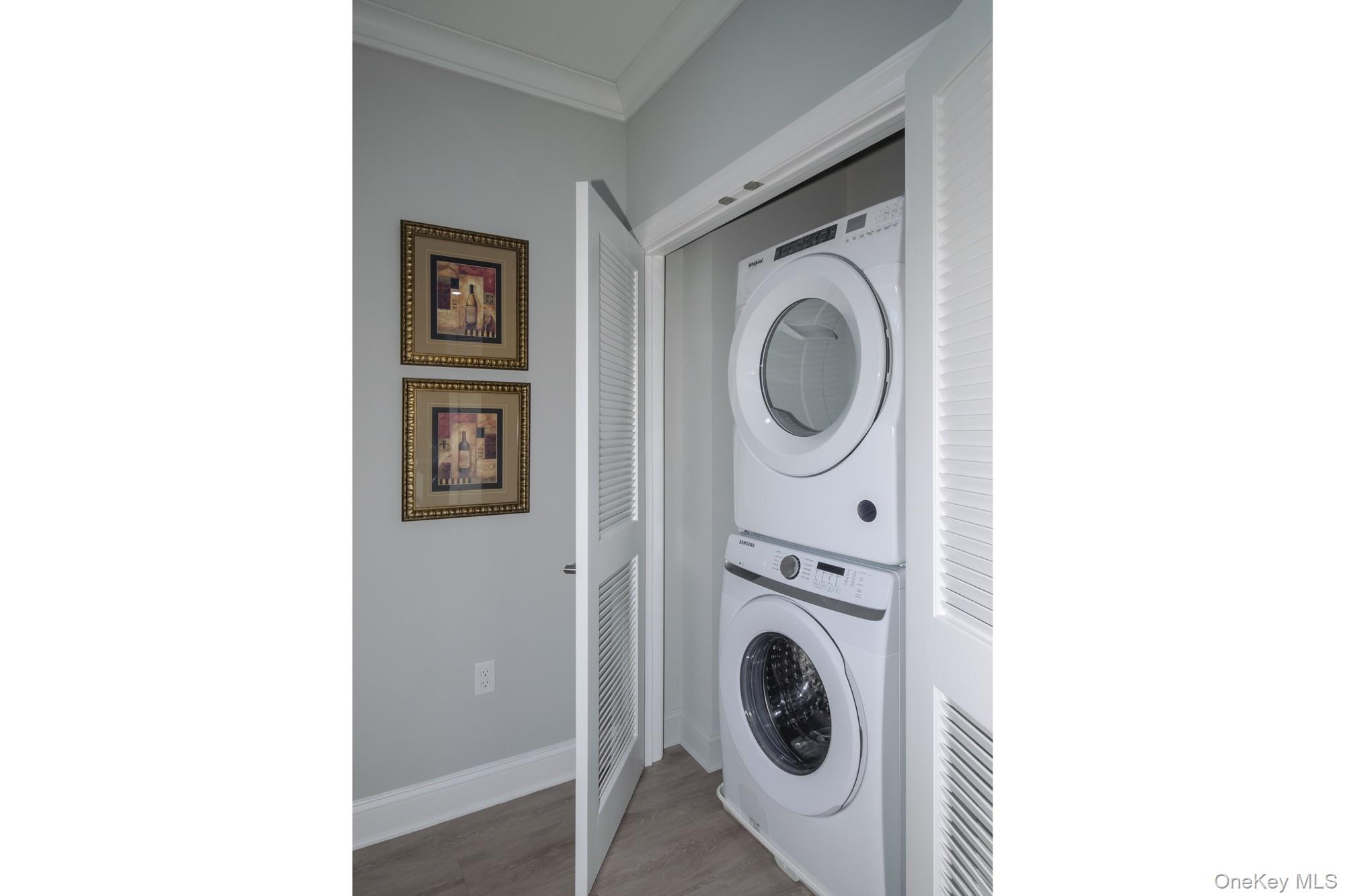 #8 photo, 75 E Hoffman Avenue, Lindenhurst , NY 11757