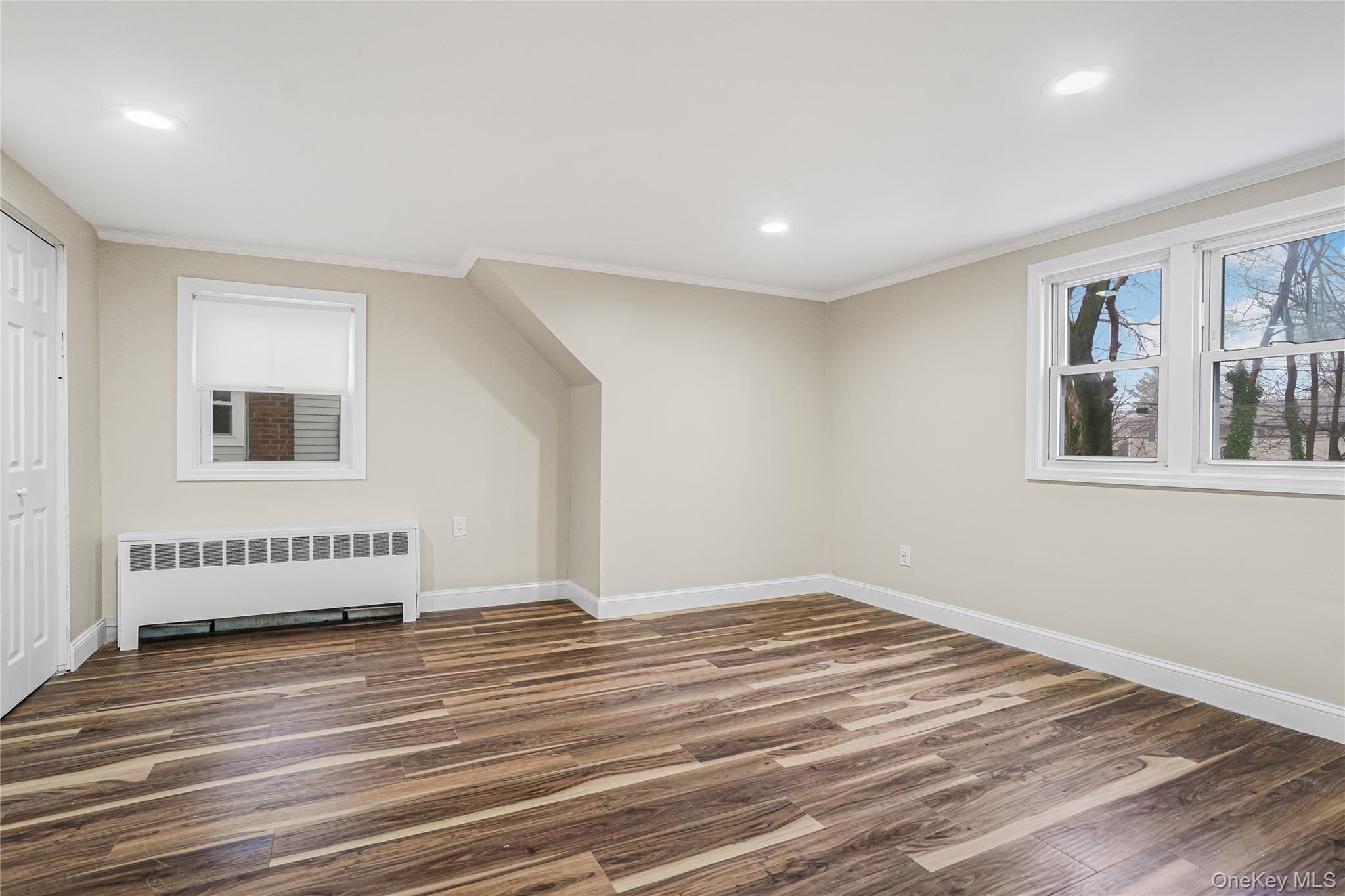 #13 photo, 104 Radcliff Drive, Нассау ‖ East Norwich , NY 11732