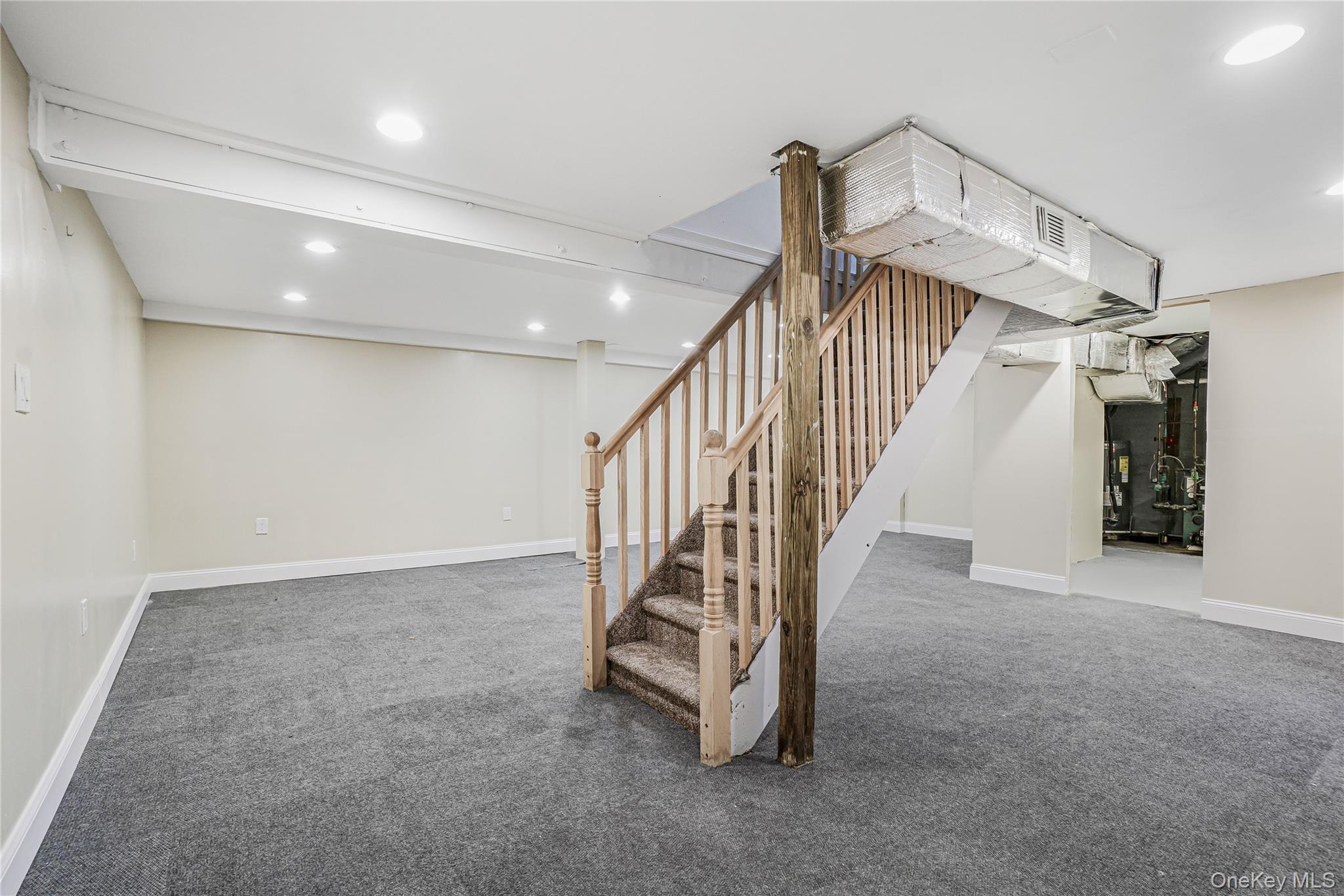 #17 photo, 104 Radcliff Drive, Нассау ‖ East Norwich , NY 11732