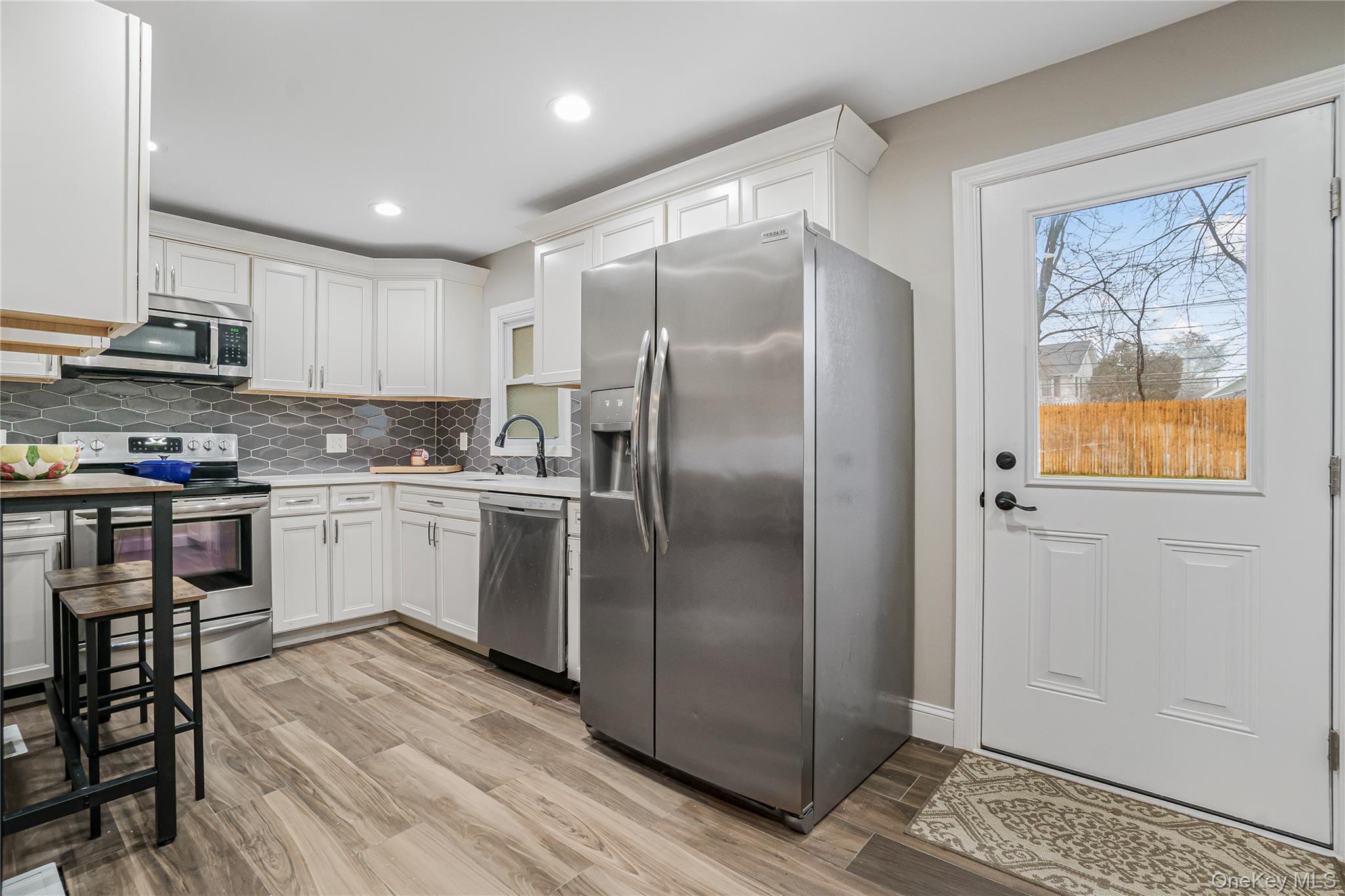 #7 photo, 104 Radcliff Drive, Нассау ‖ East Norwich , NY 11732