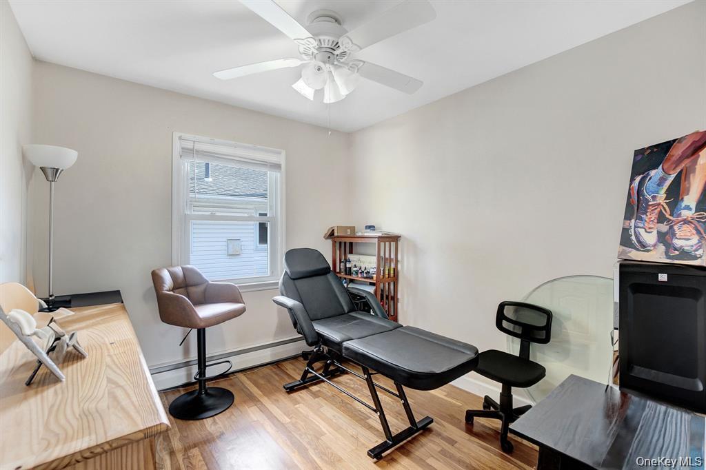 #19 photo, 61 S Merrick Road, 롱 아일랜드 Massapequa , NY 11758