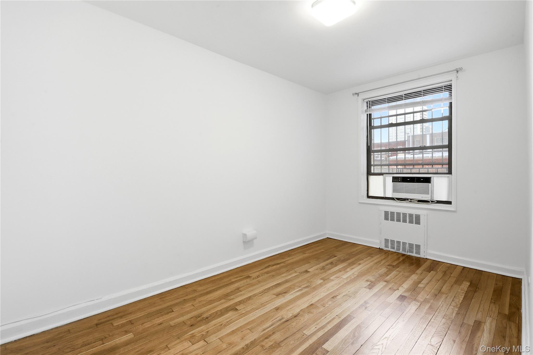 #18 photo, 102-12 65th Avenue, Forest Hills , NY 11375