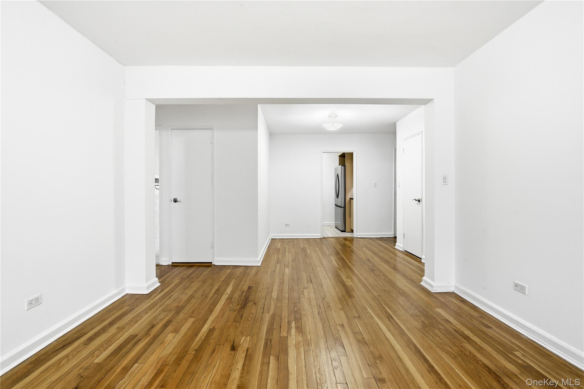 #8 photo, 102-12 65th Avenue, Forest Hills , NY 11375