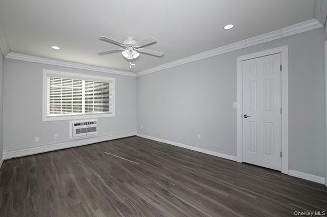 #9 photo, 2 Victorian Court, सफ़ोक काउंटी Holtsville , NY 11742