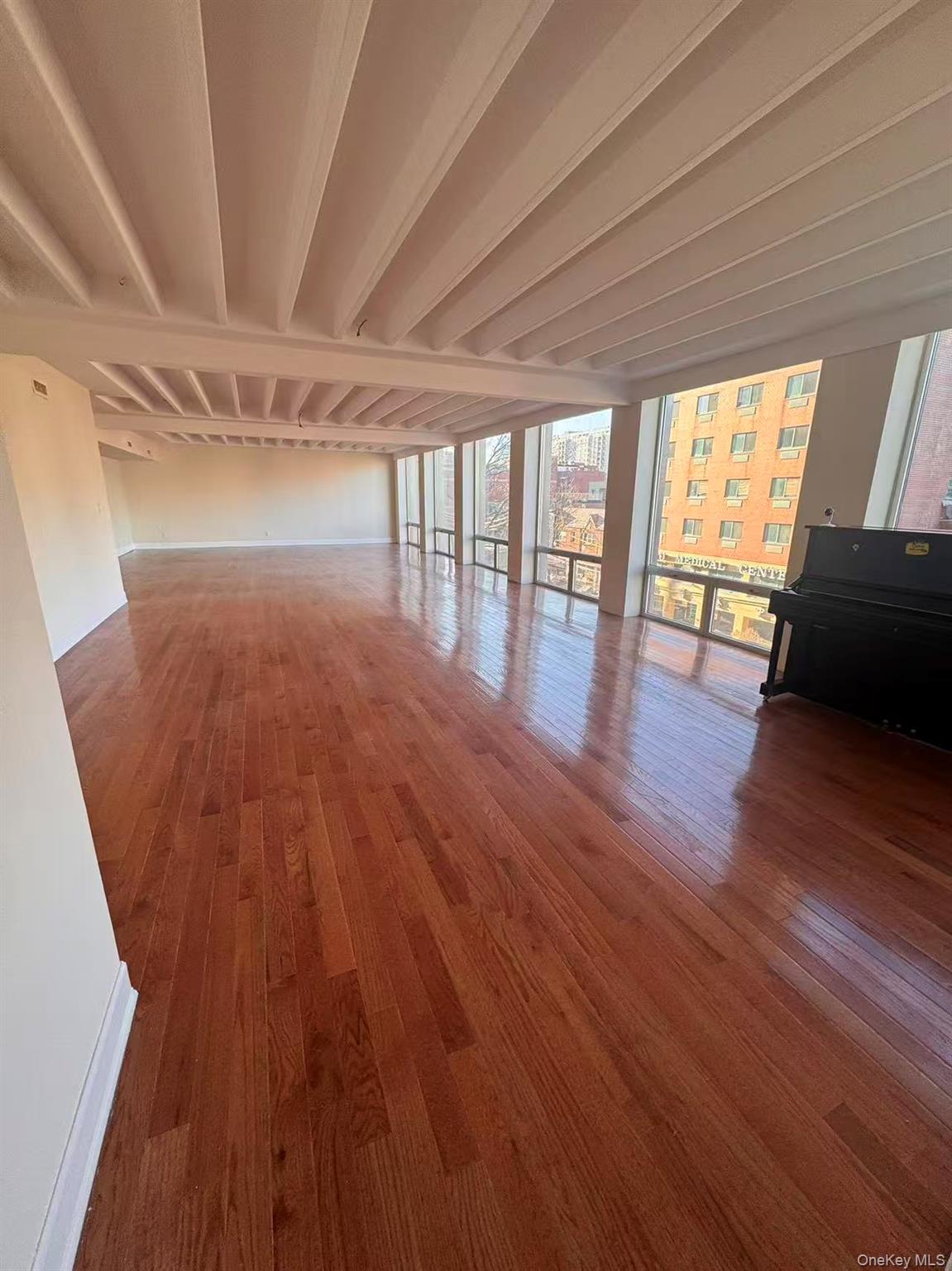 #2 photo, 13332 41st Road, Куинс ‖ Flushing , NY 11355