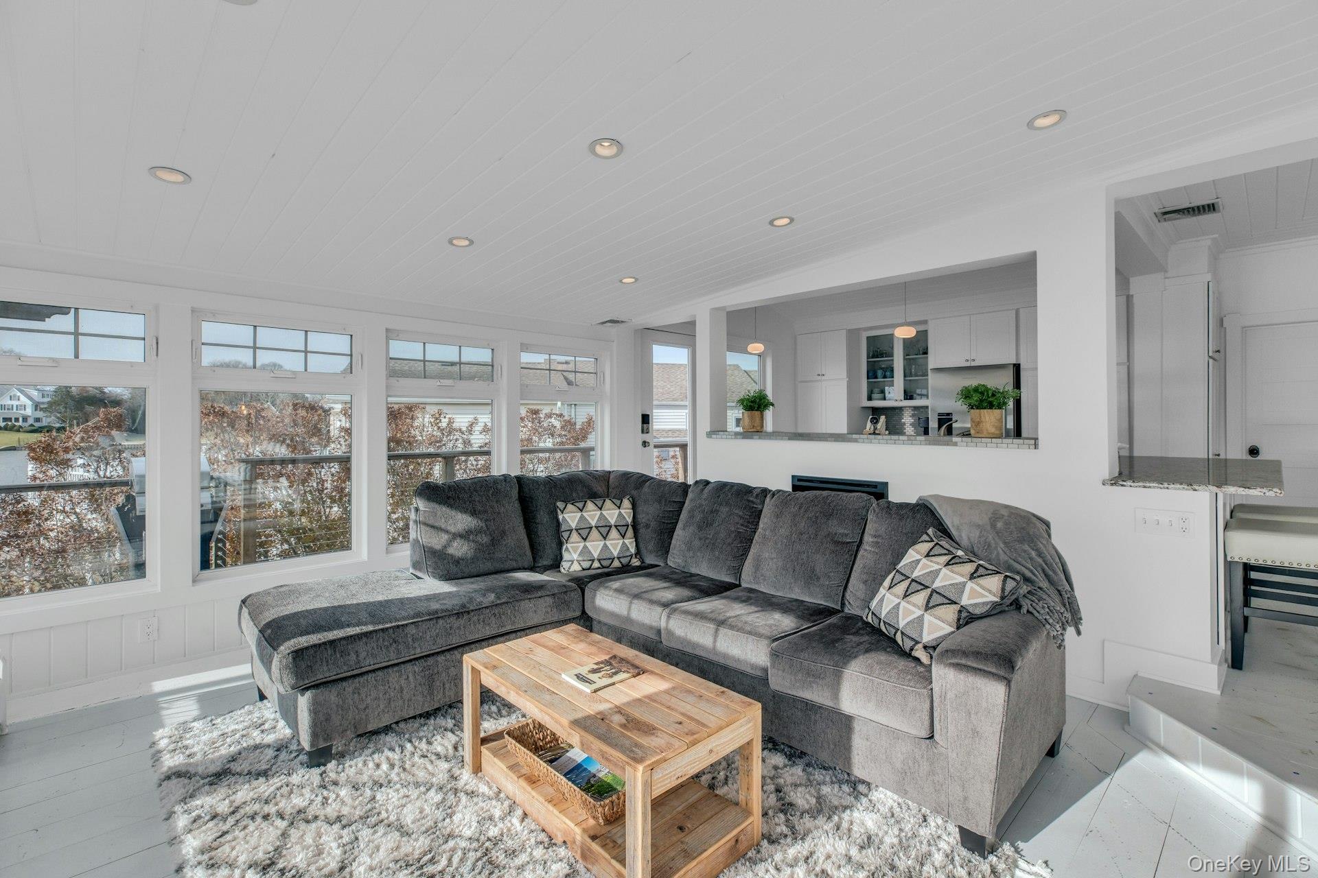 #4 photo, 7 Springville Circle, Саффолк ‖ Hampton Bays , NY 11946