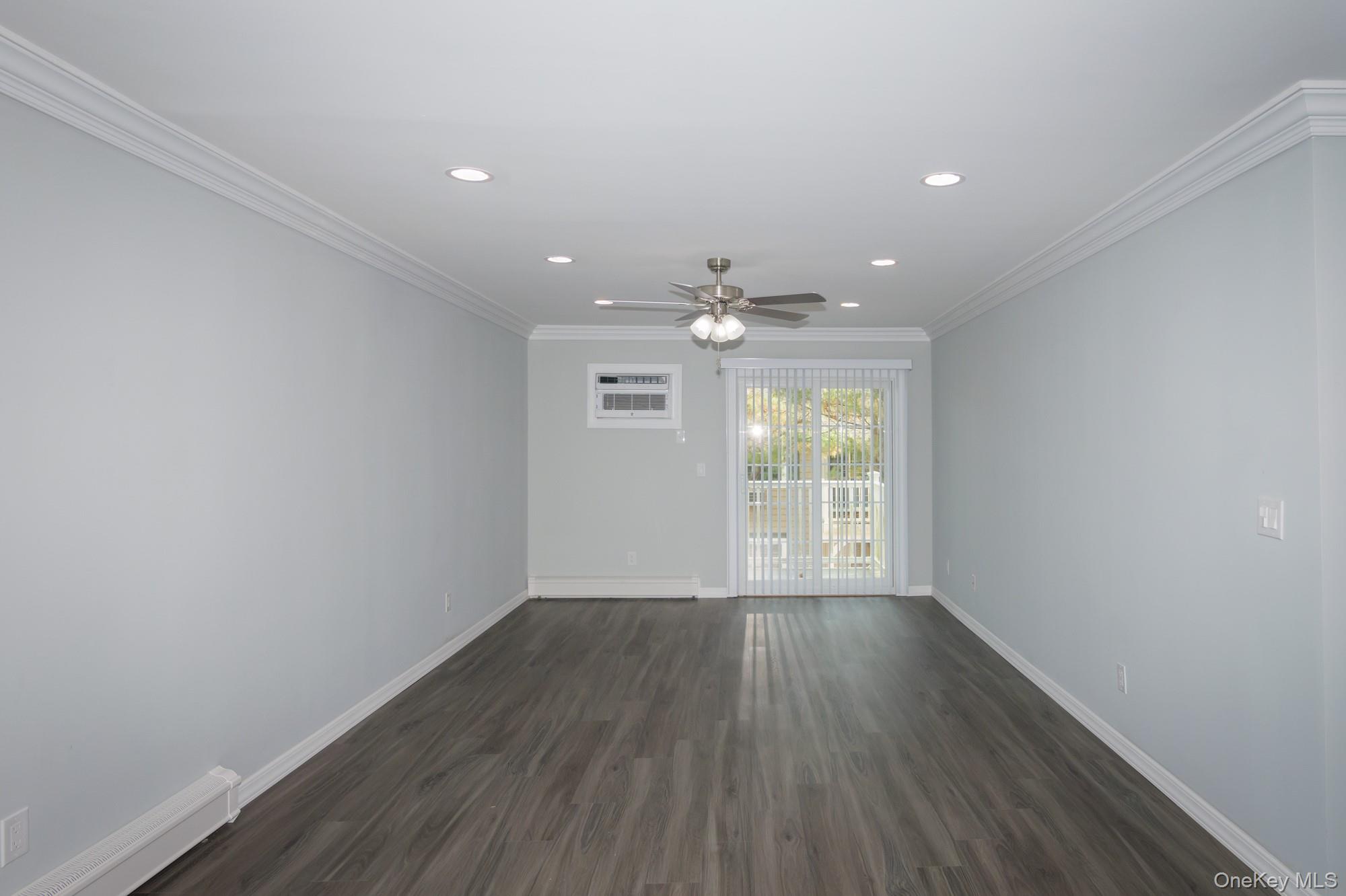 #6 photo, 160 Cassa Loop, सफ़ोक काउंटी Holtsville , NY 11742