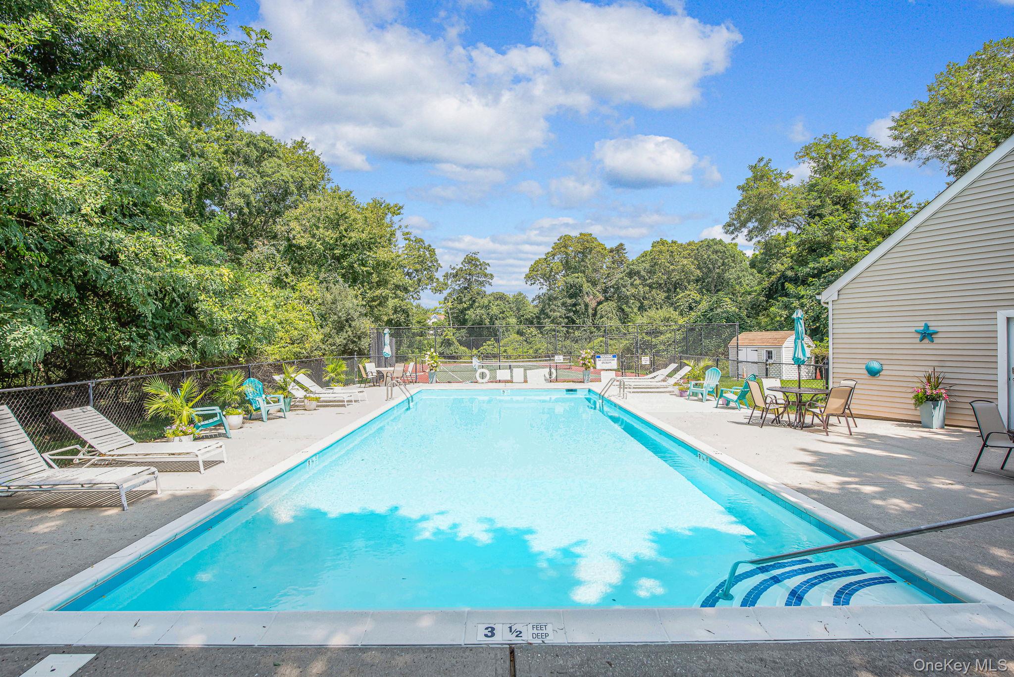 #16 photo, 24 Spinnaker Lane, 东长岛 East Patchogue , NY 11772