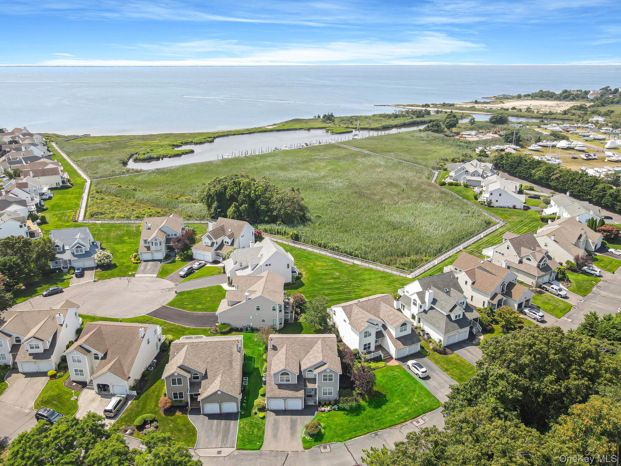 #5 photo, 24 Spinnaker Lane, 东长岛 East Patchogue , NY 11772