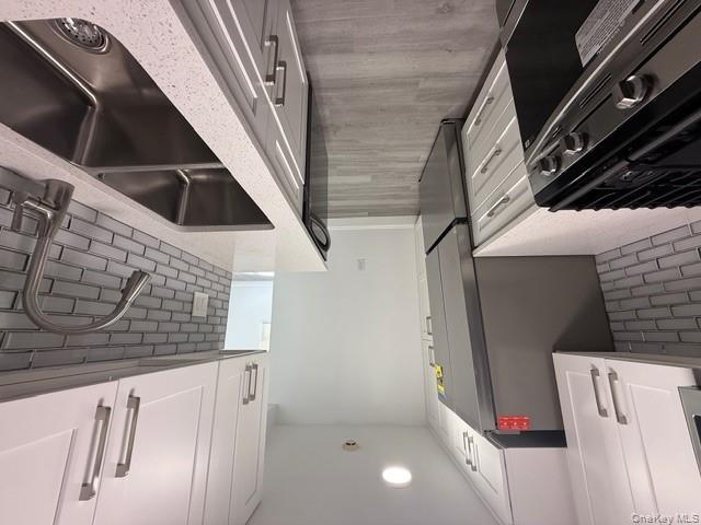 #11 photo, 306 Hamilton Avenue, מחוז נסאו Hewlett , NY 11557