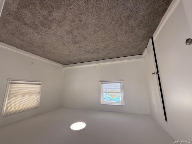 #14 photo, 306 Hamilton Avenue, מחוז נסאו Hewlett , NY 11557