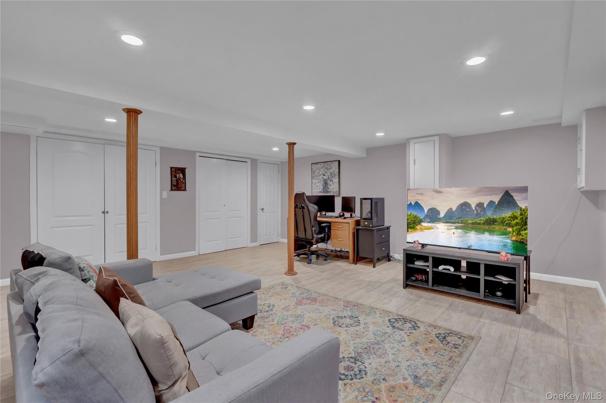 #15 photo, 932 Cherry Lane, Нассау ‖ Floral Park , NY 11001