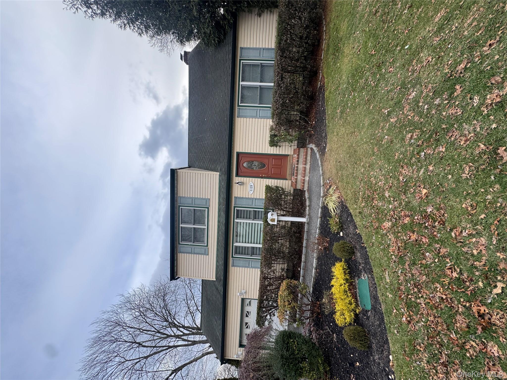 #1 photo, 1125 7th Street, West Babylon , NY 11704
