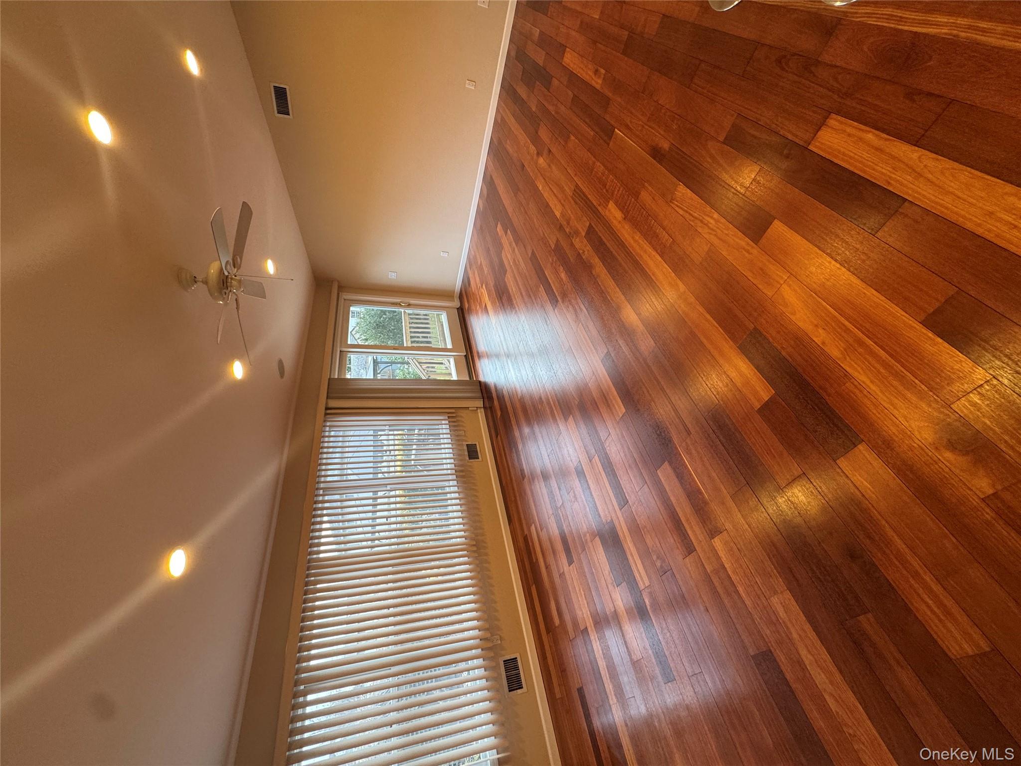 #10 photo, 1125 7th Street, West Babylon , NY 11704