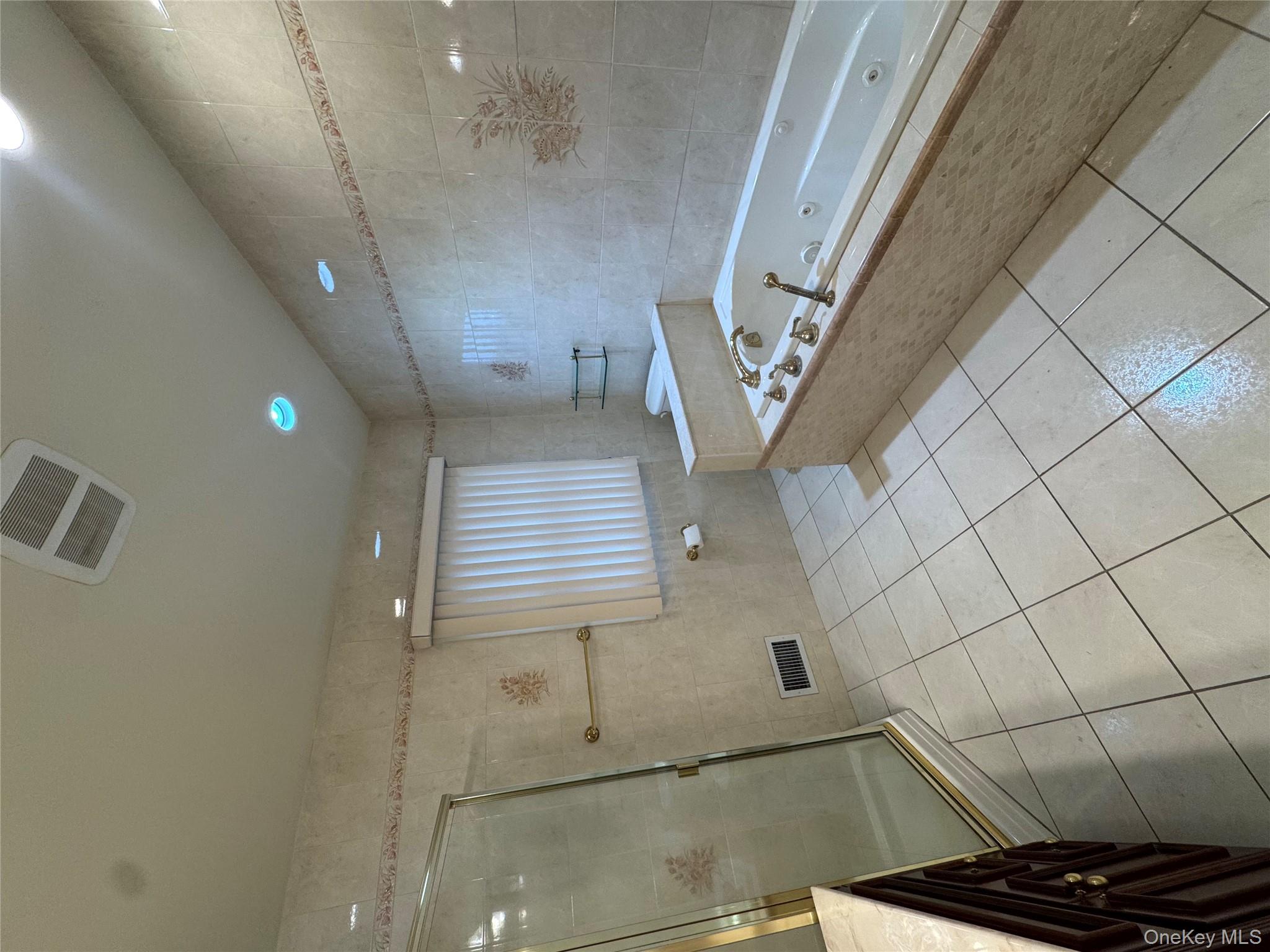 #17 photo, 1125 7th Street, West Babylon , NY 11704