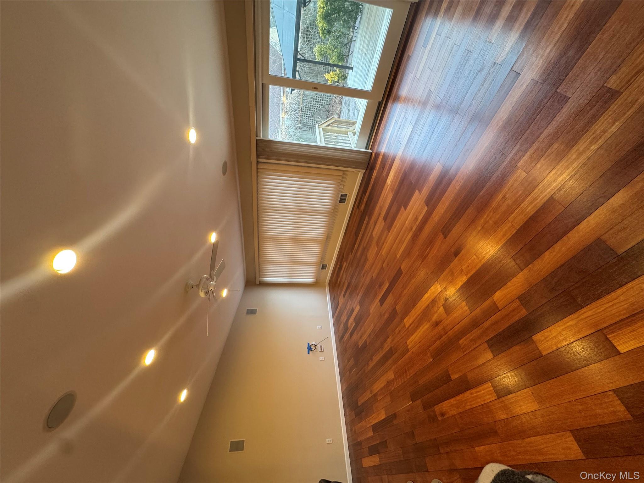 #9 photo, 1125 7th Street, West Babylon , NY 11704