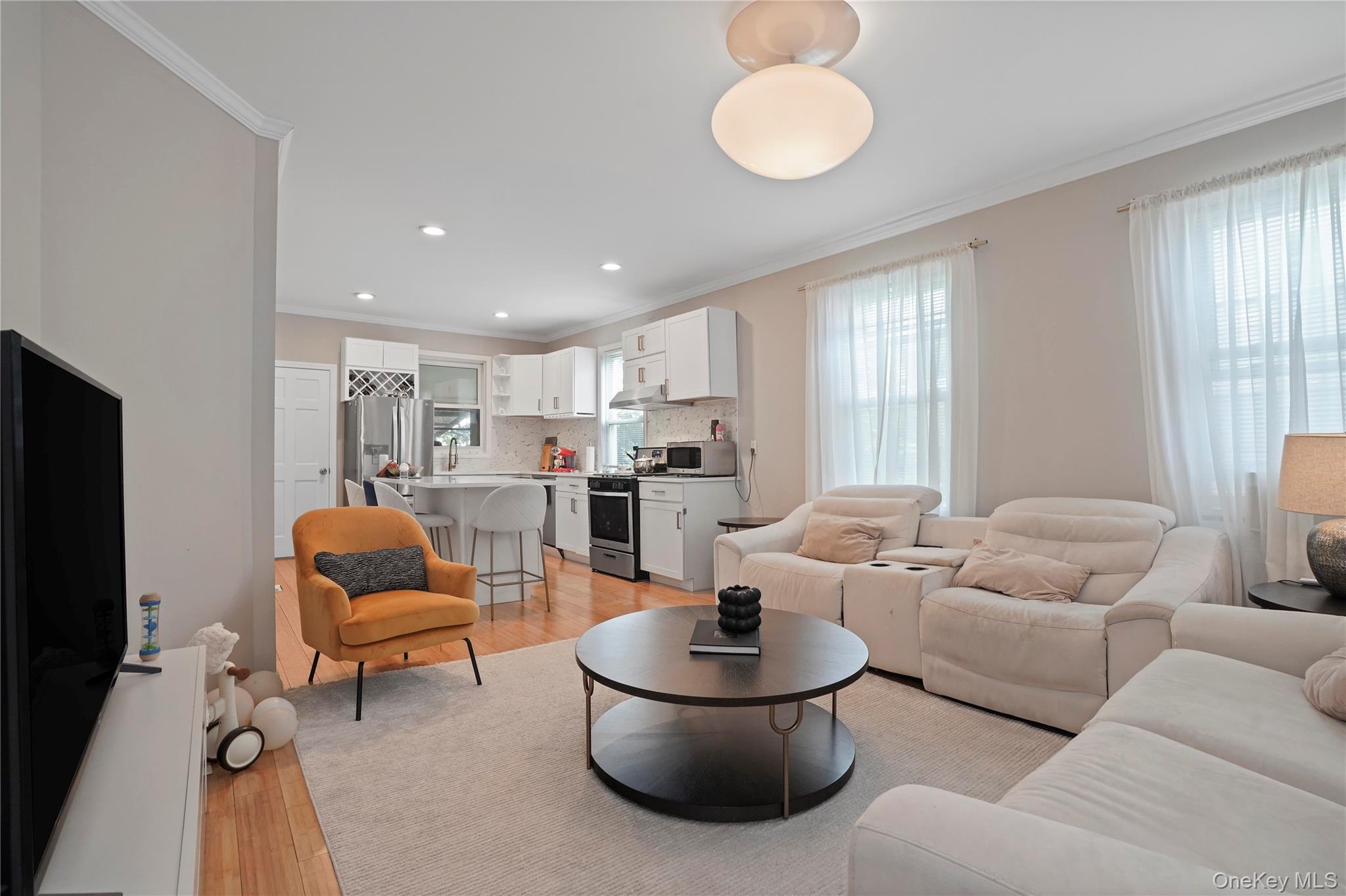 #2 photo, 55 Ramsey Avenue, Yonkers , NY 10701