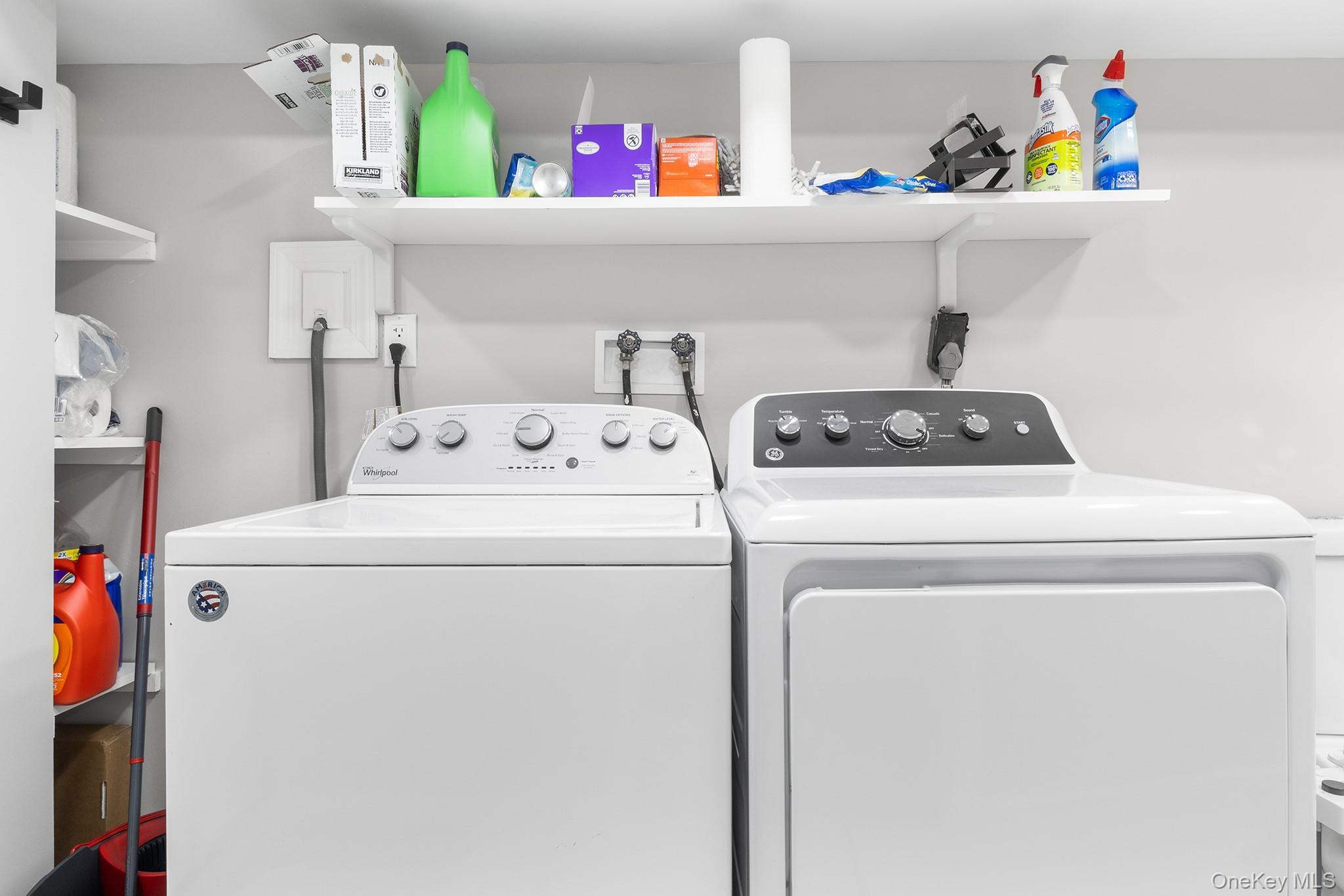 #17 photo, 40 Frankie Lane, מחוז סאפוק North Babylon , NY 11703