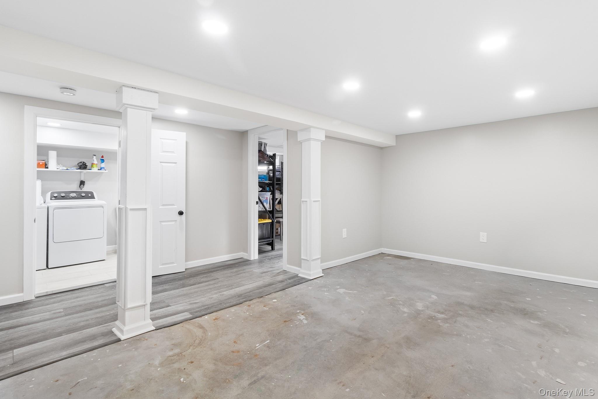 #20 photo, 40 Frankie Lane, מחוז סאפוק North Babylon , NY 11703