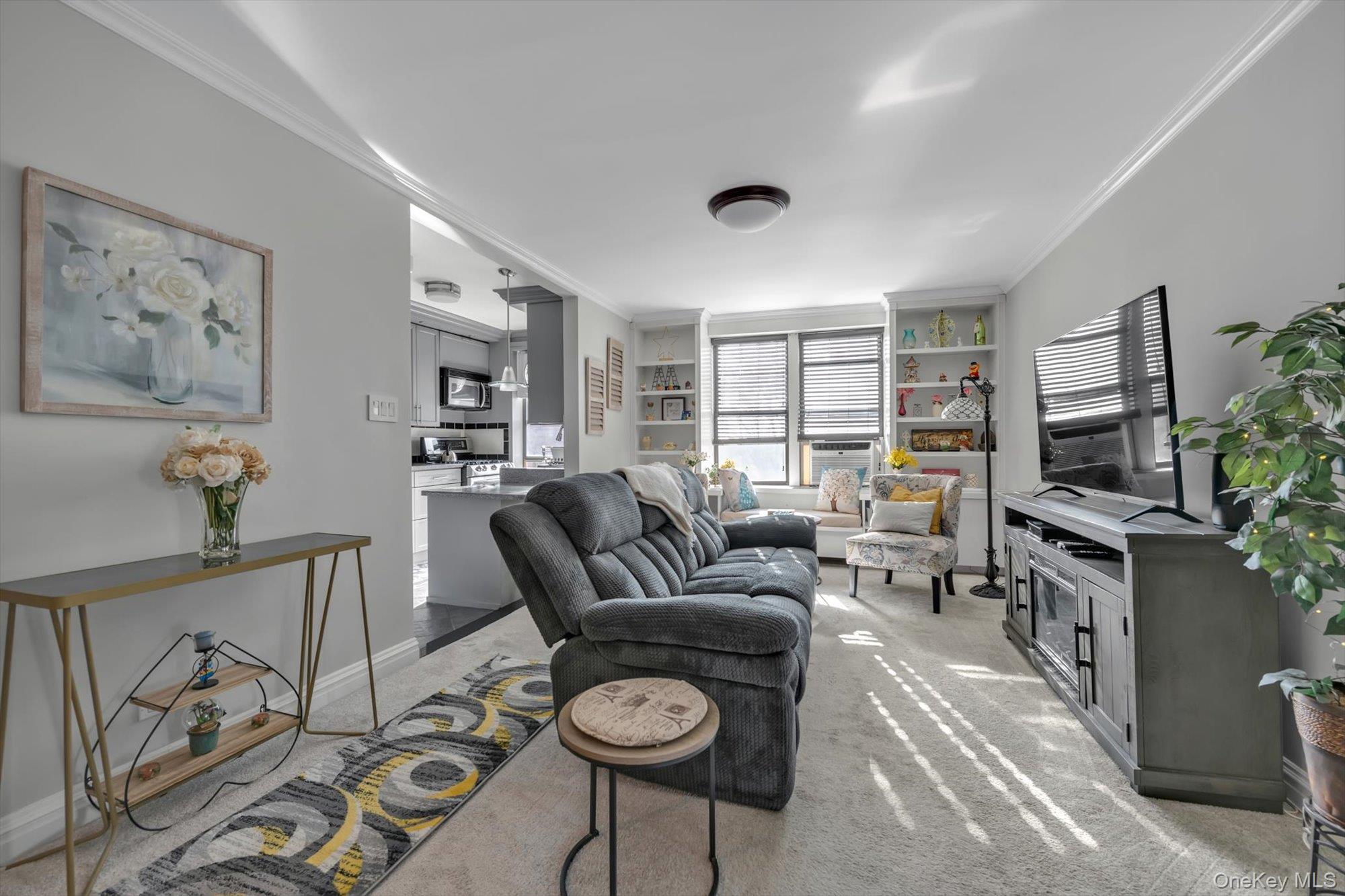 #4 photo, 83-25 98 st, Woodhaven , NY 11421