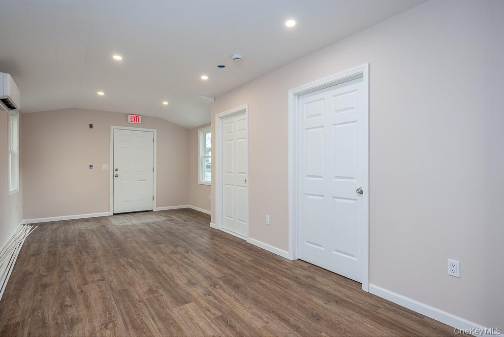 #5 photo, 72 S Main St, New City , NY 10956