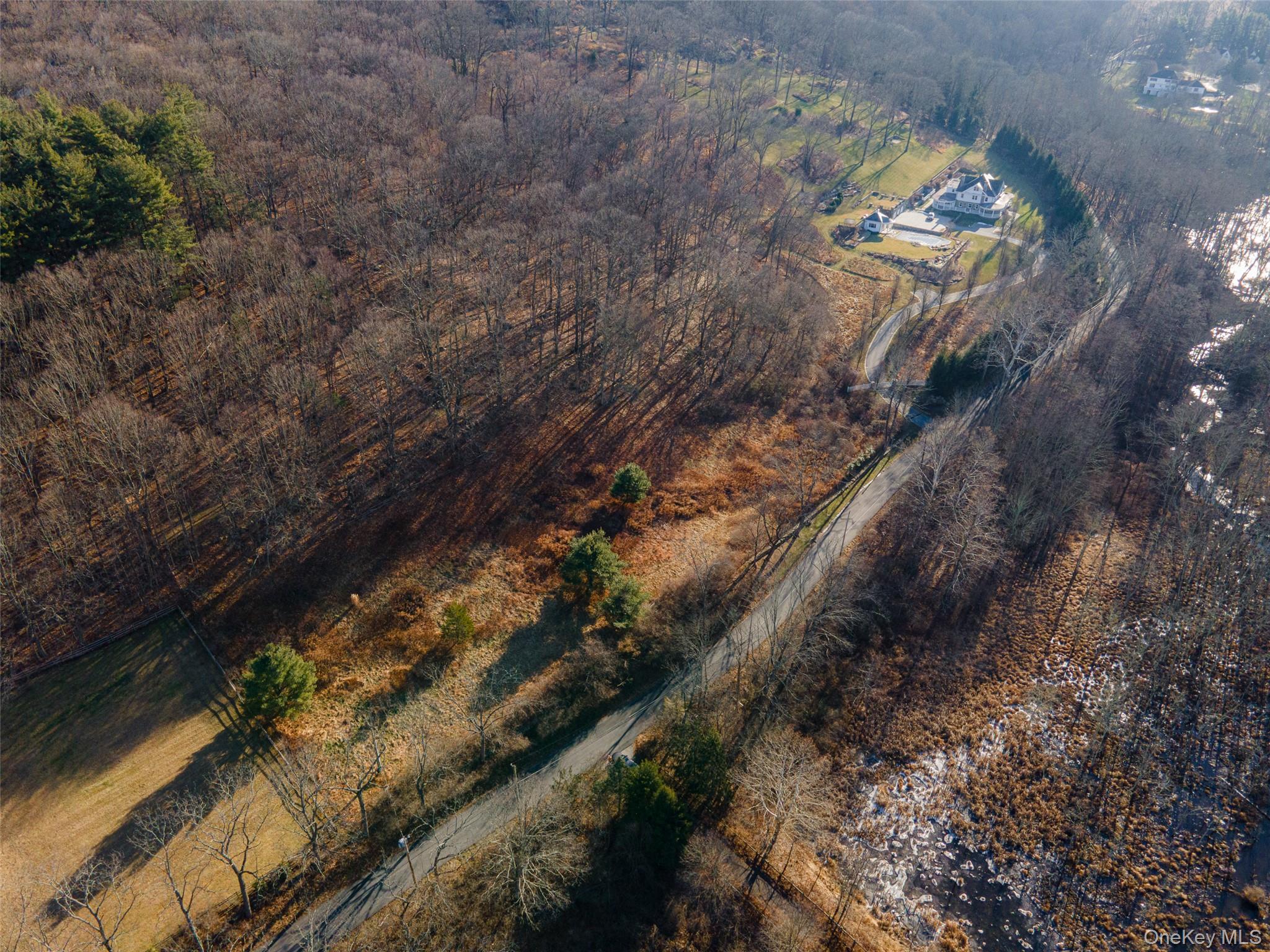 #14 photo, 10 Sarles Street, Bedford Corners , NY 10549