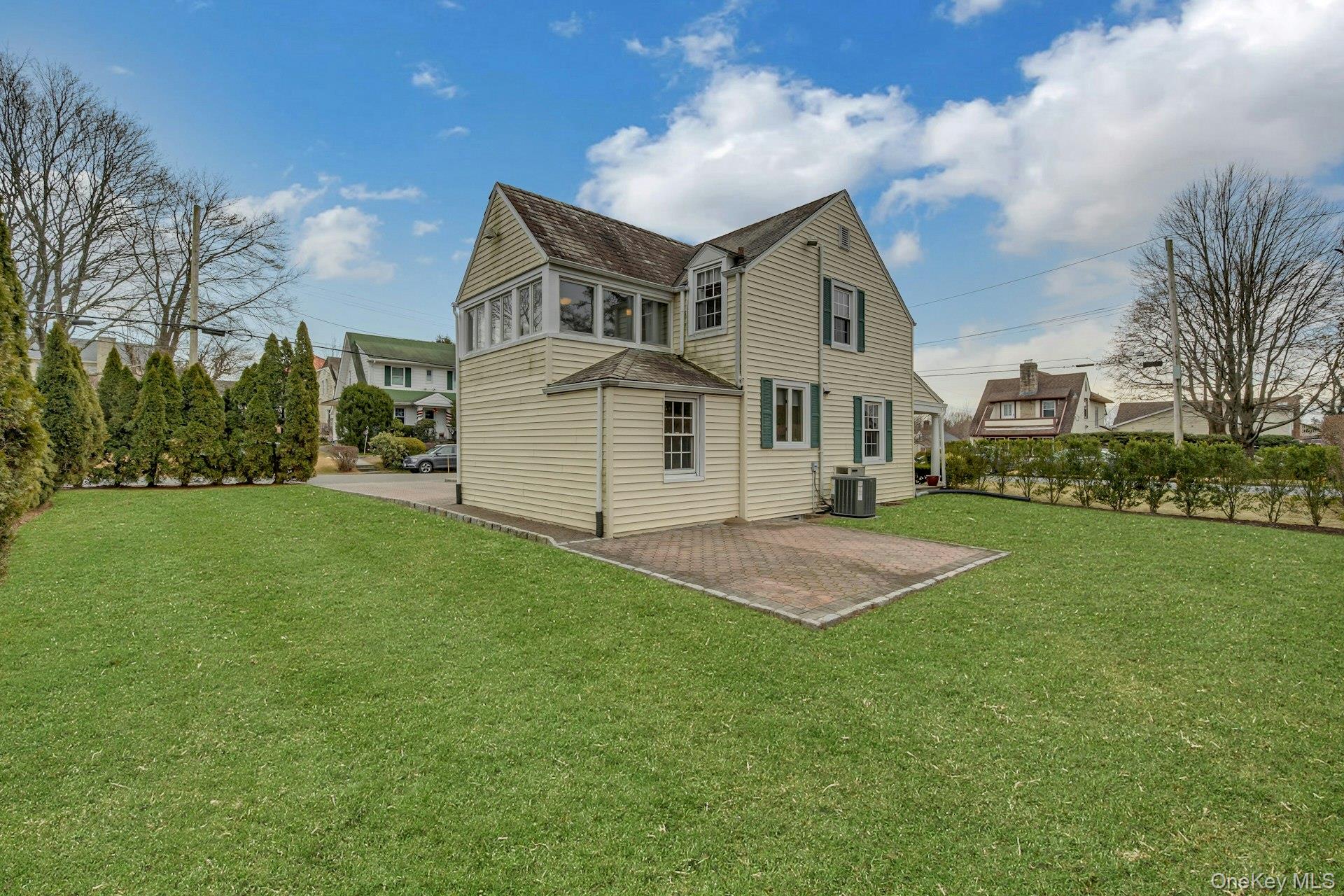 #3 photo, 21 Homestead Avenue, Scarsdale , NY 10583