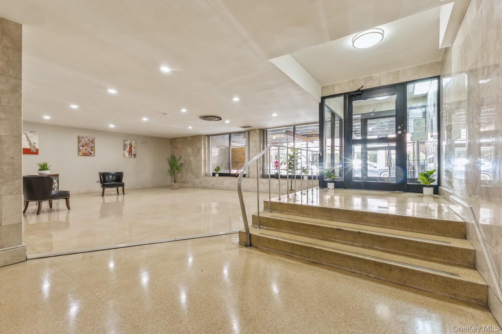 #3 photo, 99-10 60th Avenue, 皇后区 Corona , NY 11368