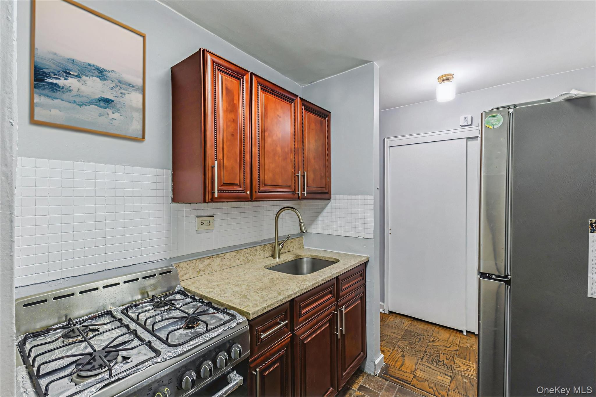 #5 photo, 99-10 60th Avenue, Corona , NY 11368