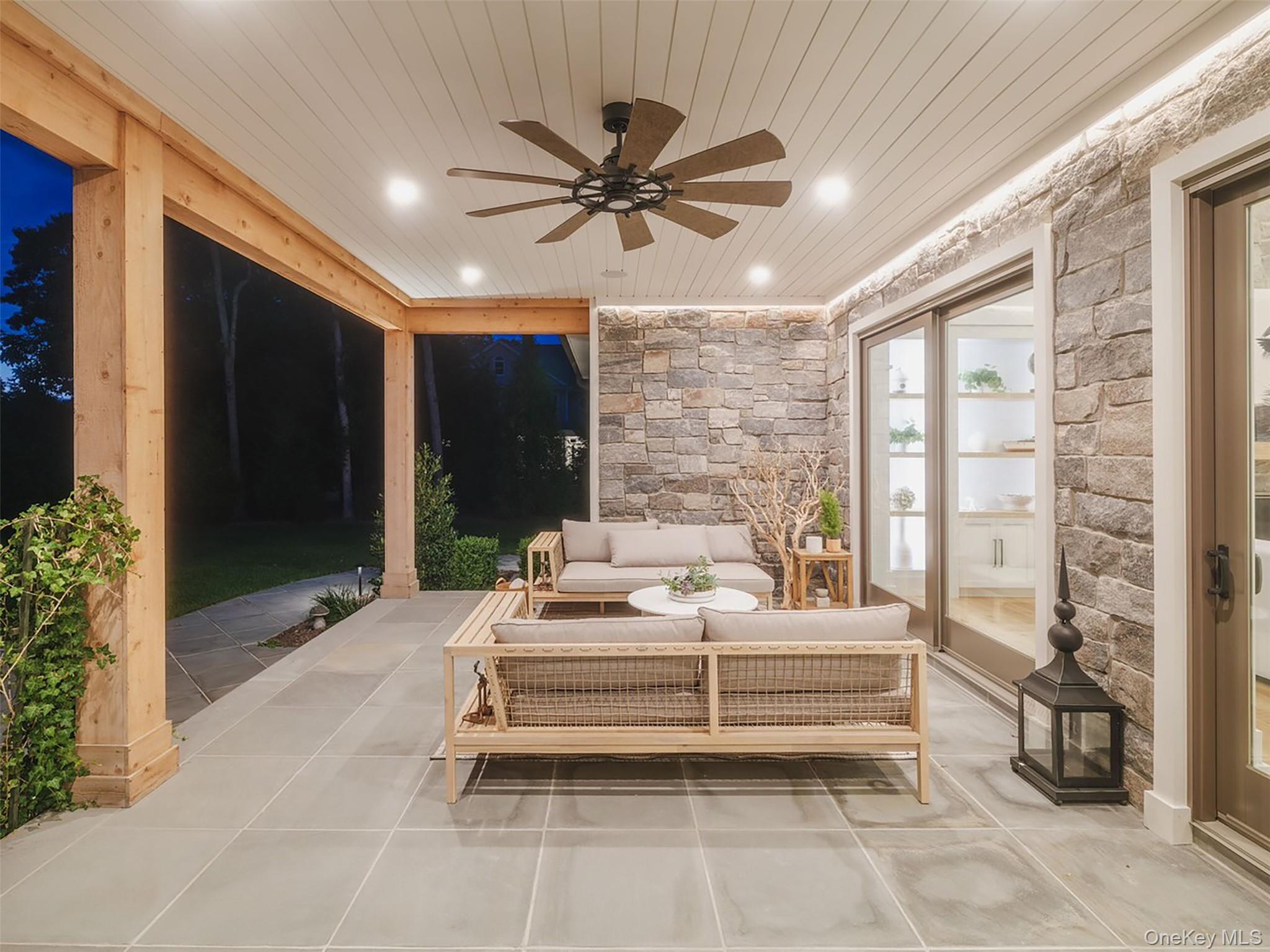 #15 photo, 465 Ripple Water Lane, מחוז סאפוק Southold , NY 11971