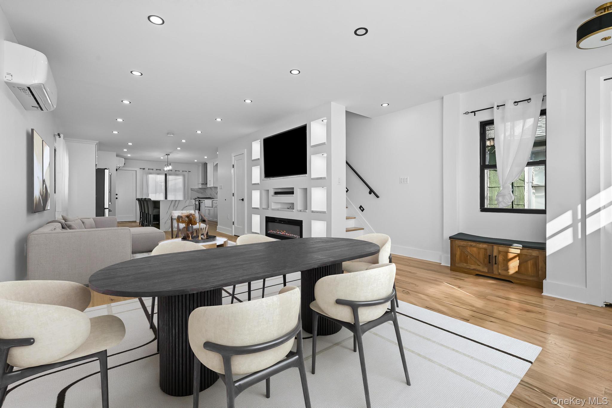 #1 photo, 91-35 71st Avenue, Куинс ‖ Forest Hills , NY 11375