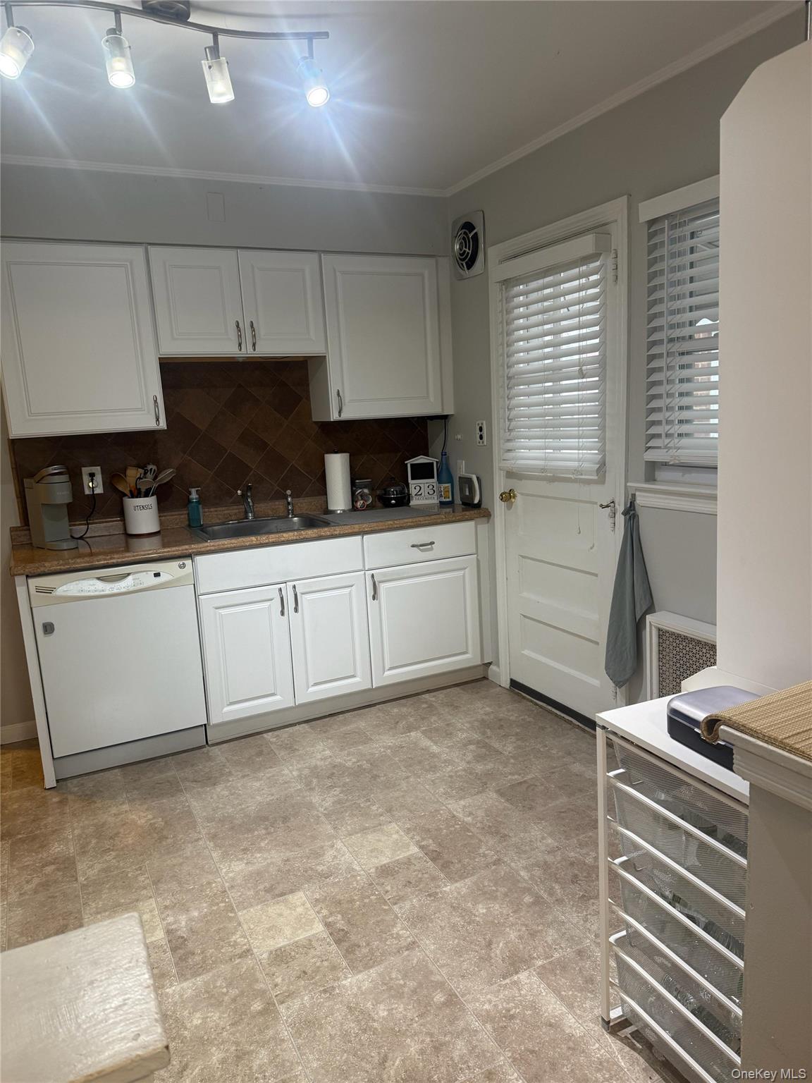 #6 photo, New Hyde Park, New Hyde Park , NY 11040