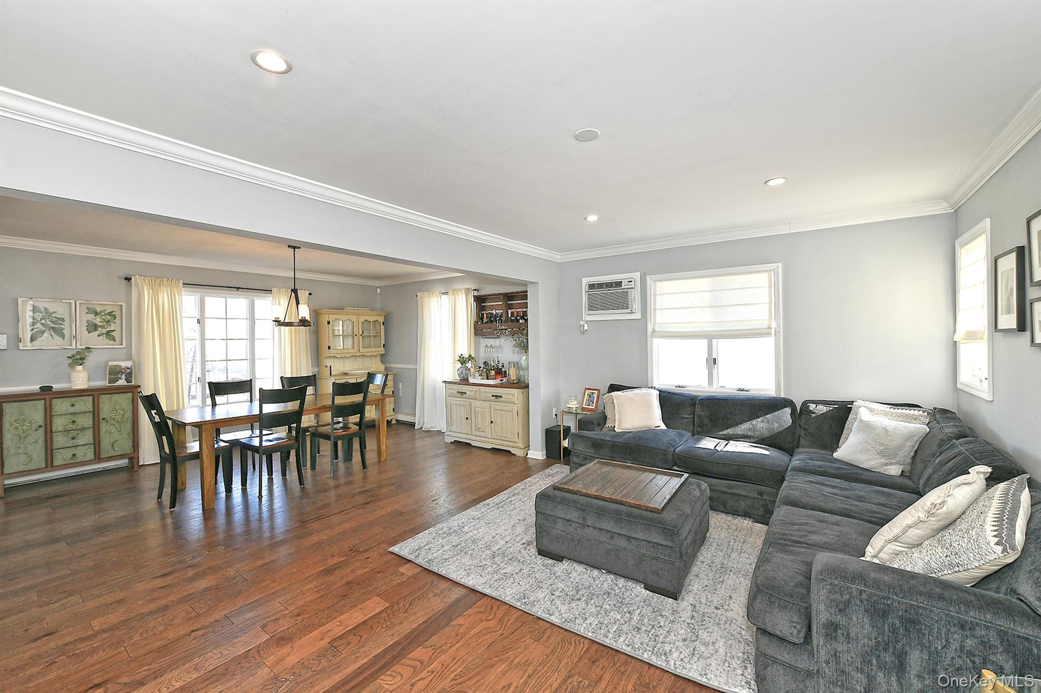 #14 photo, 40 Knoll Lane, 长岛 Levittown , NY 11756