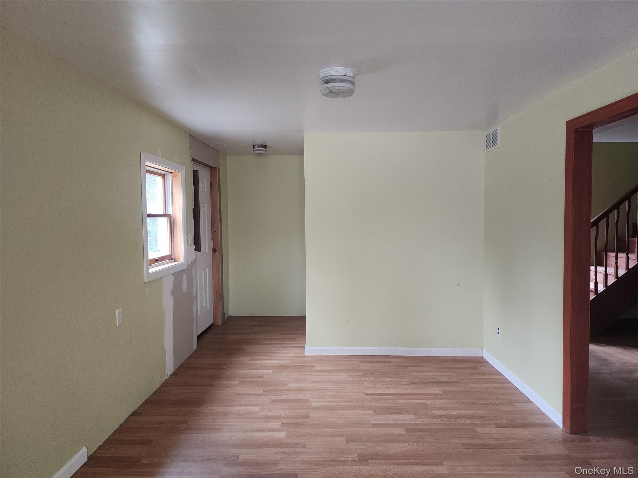 #13 photo, 624 Montauk Highway, West Islip , NY 11795