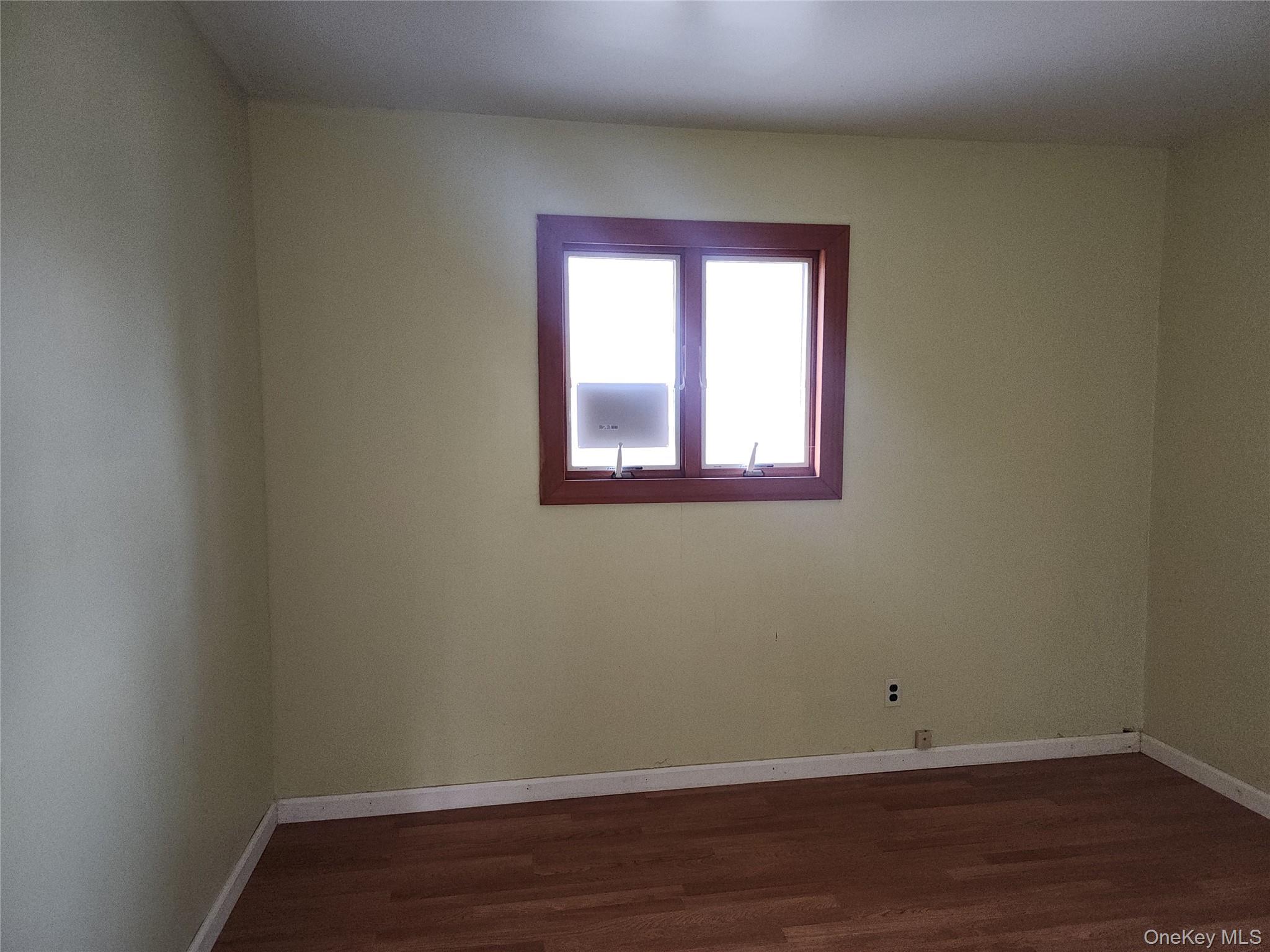 #17 photo, 624 Montauk Highway, West Islip , NY 11795