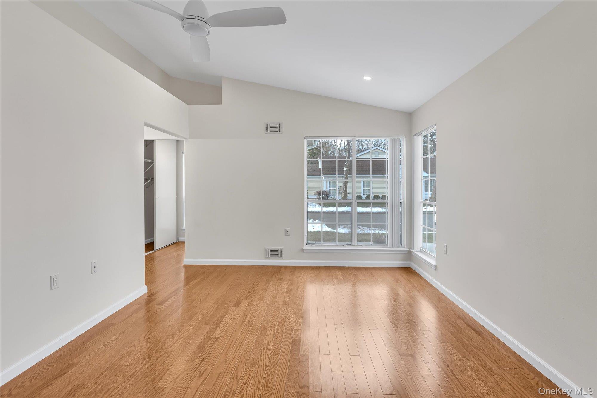 #12 photo, 289 Glen Drive, Ridge , NY 11961