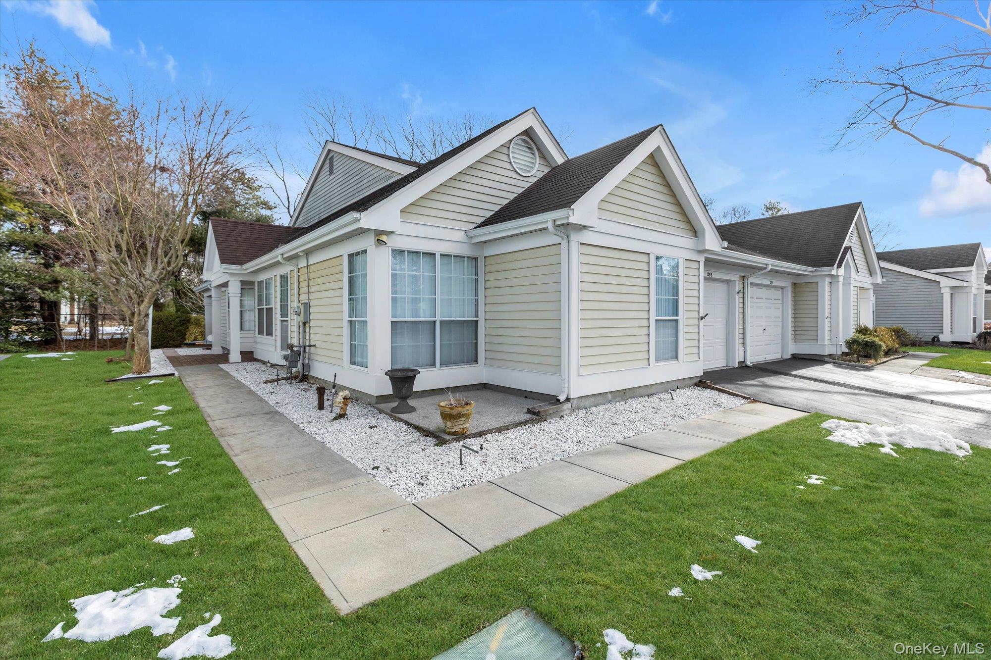 #19 photo, 289 Glen Drive, Ridge , NY 11961