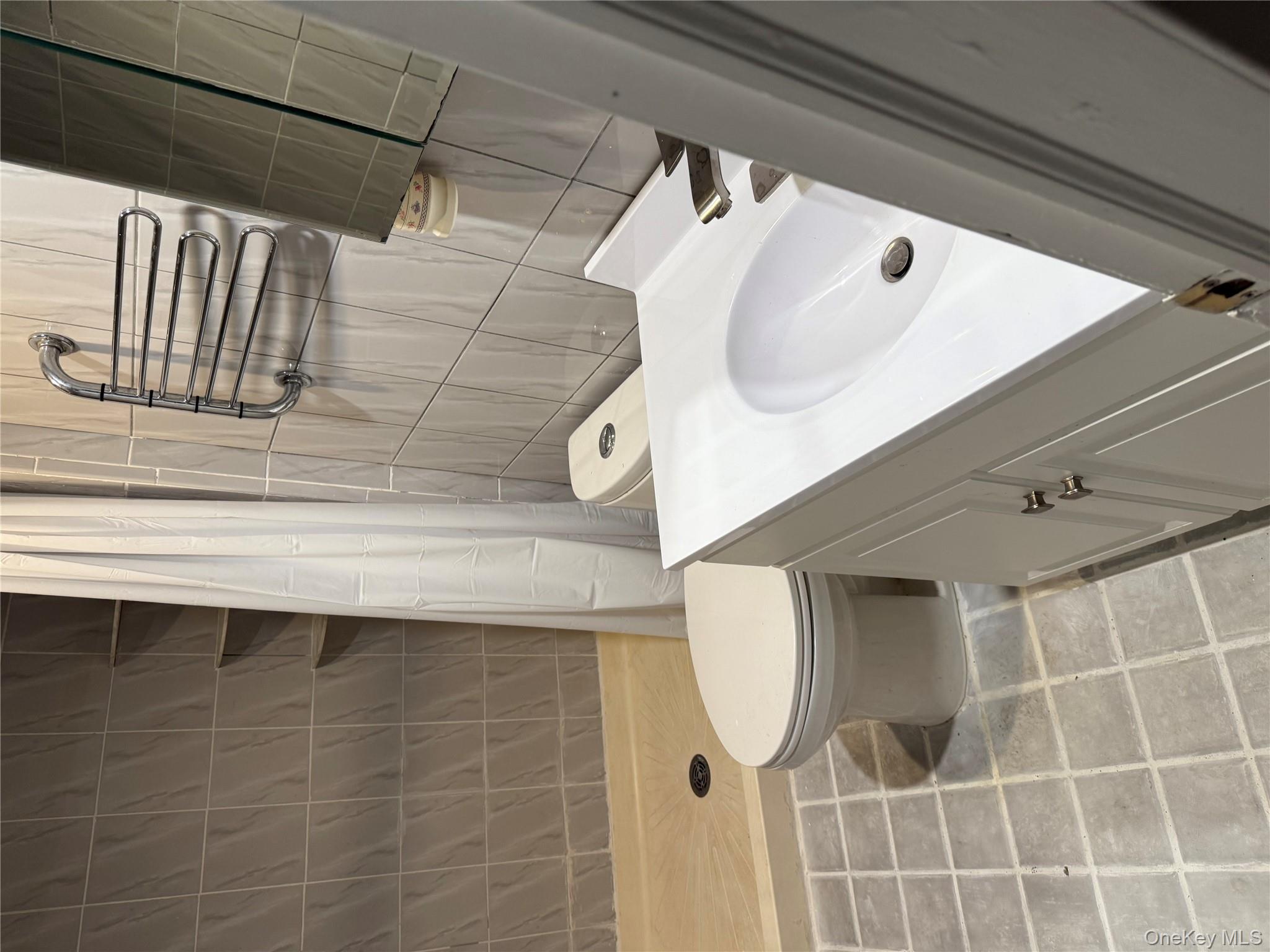 #10 photo, 18 Leach Street, Нассау ‖ Lynbrook , NY 11563