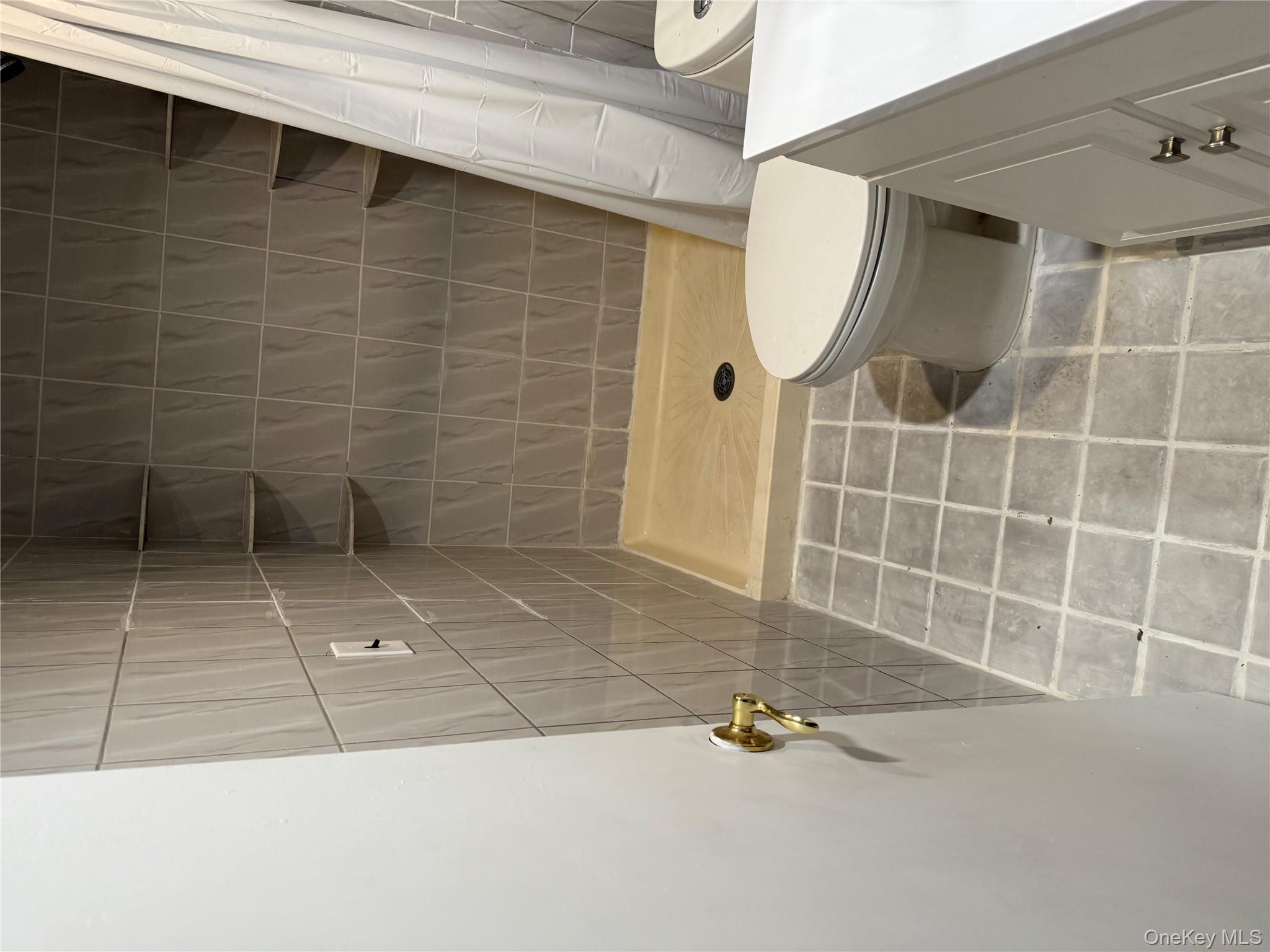 #11 photo, 18 Leach Street, Нассау ‖ Lynbrook , NY 11563