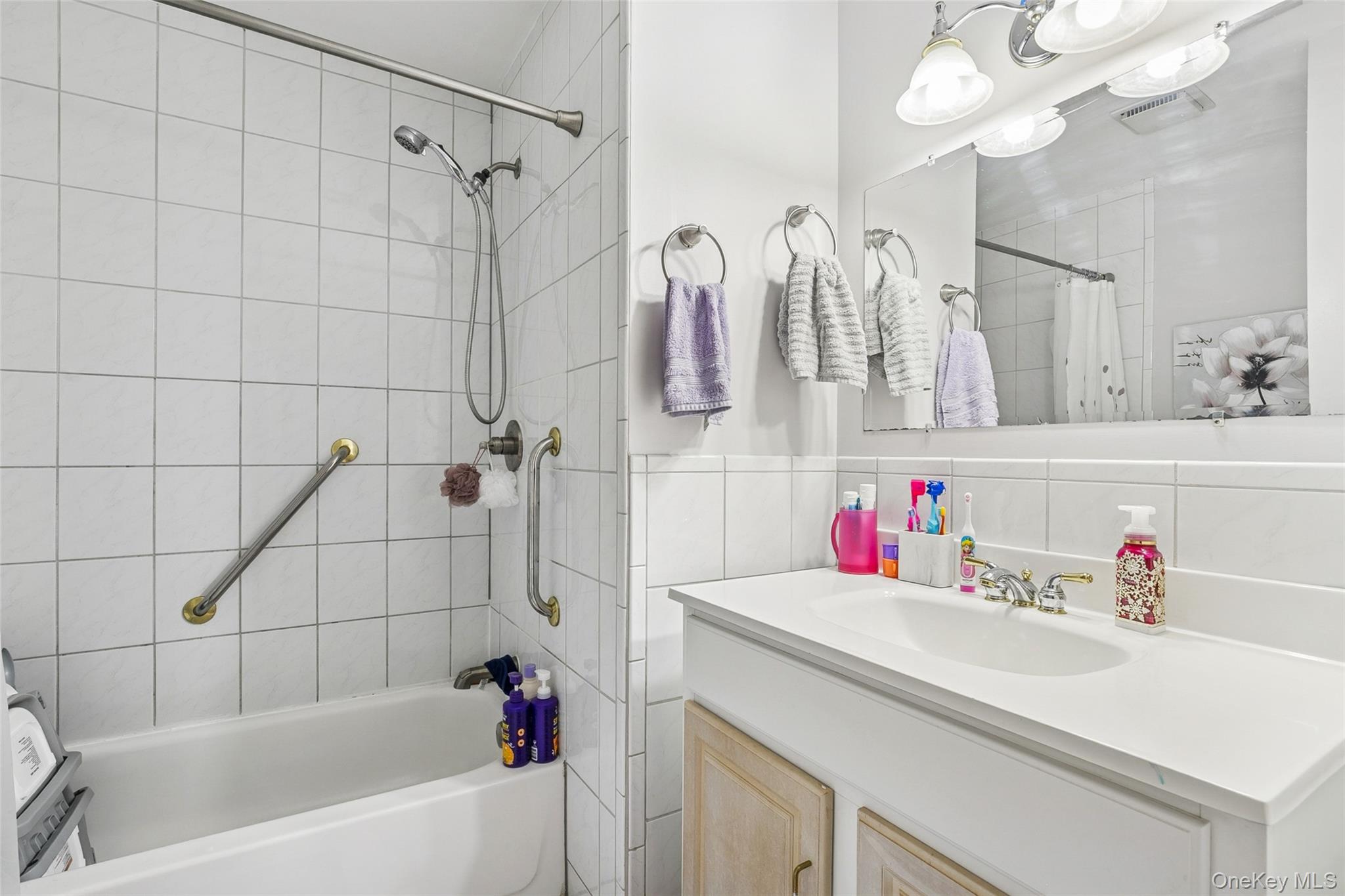 #19 photo, 49 Admiral Street, Port Jefferson Station , NY 11776